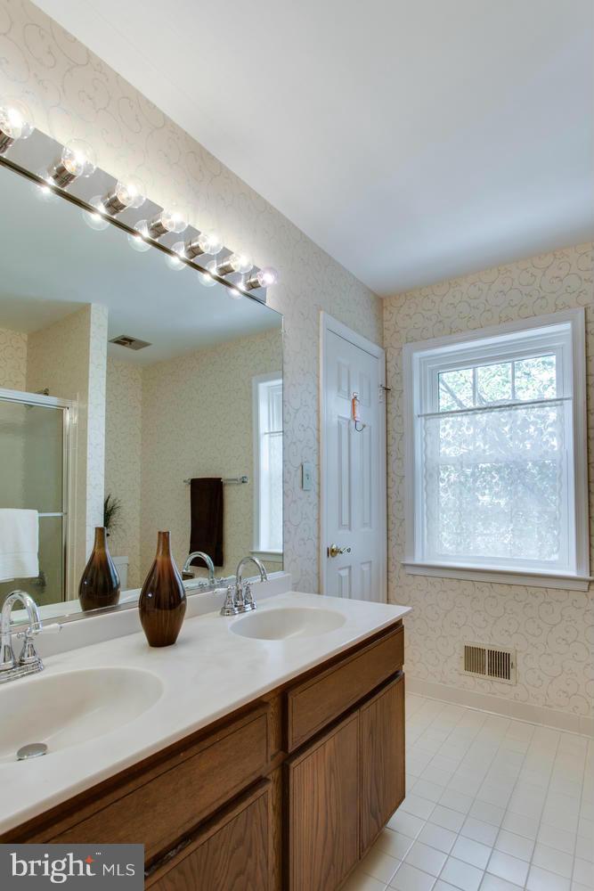 STONEYHURST CENTER - Residential