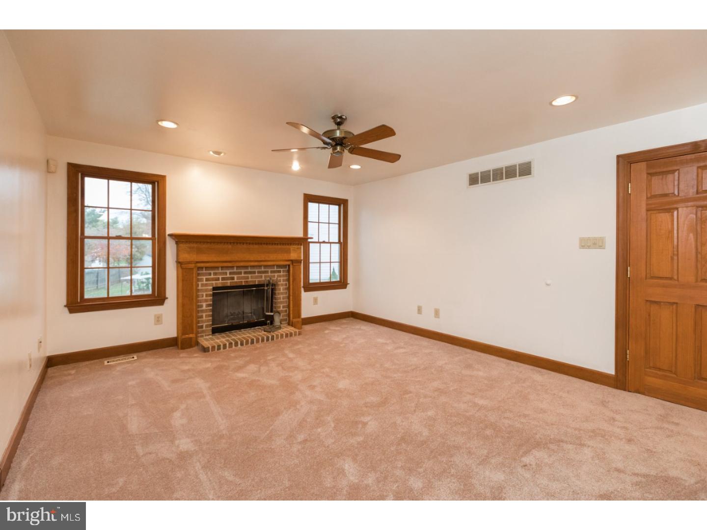 NESHAMINY WOODS - Residential