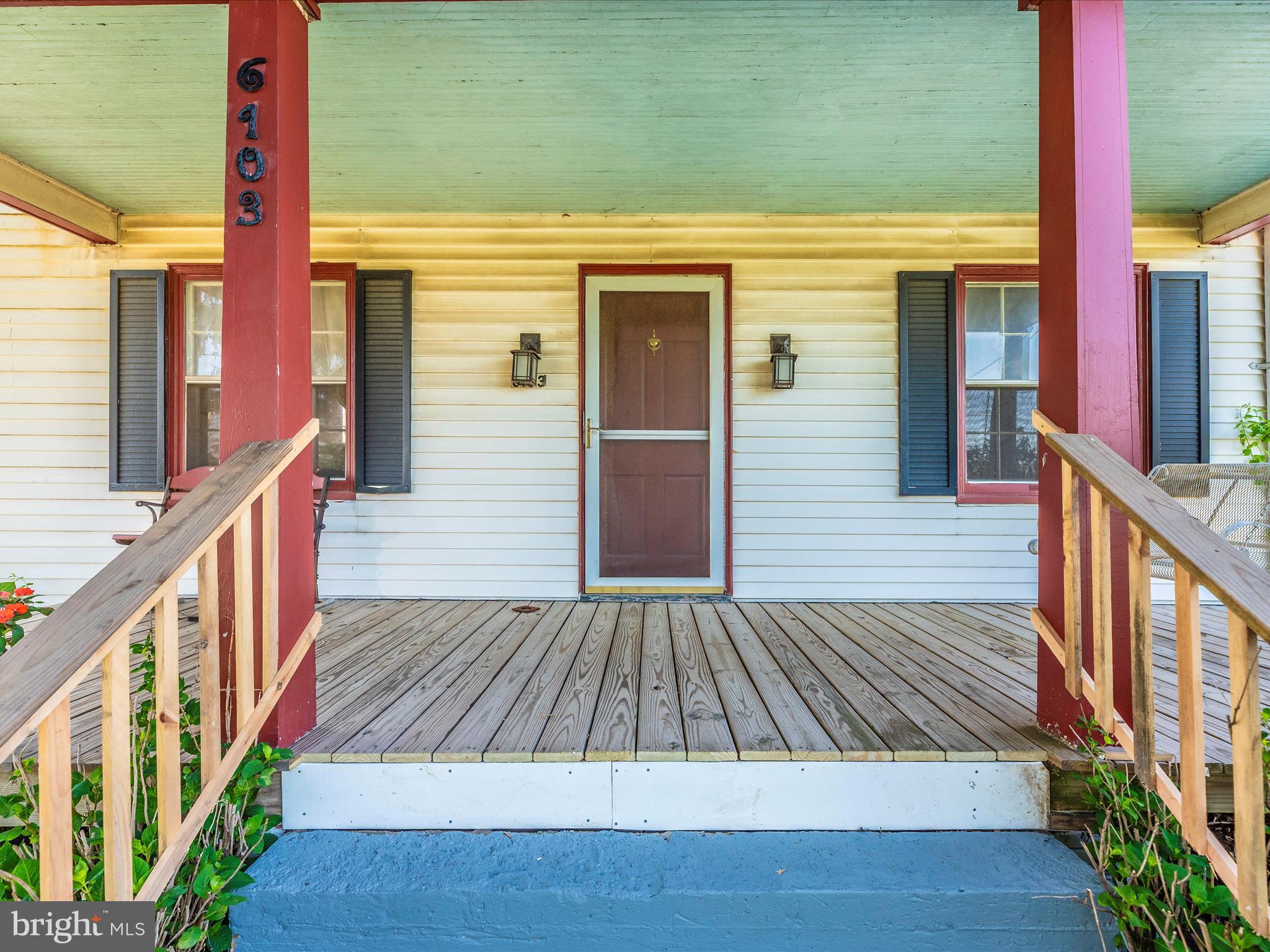 6103 JEFFERSON PIKE