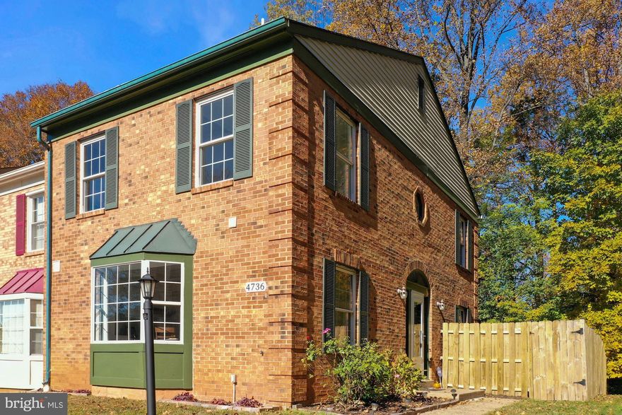 Welcome Home!  You will love this sparkling and expansive End Townhome with so many tasteful upgrades!  Such a premium, private location on a court and surrounded by gorgeous hardwoods!  Very desirable design features a spacious eat-in kitchen with bay window, separate dining room with custom molding and wainscoting, and a huge family room with a wood burning fireplace!  Fresh custom two-tone painting throughout!  Renovated bathrooms and new kitchen bay window!  Lots of sunshine throughout!  Large fenced backyard with deck and shed!  Freshly landscaped!  New roof shingles! 2 assigned parking spaces conveniently close by, plus lots of visitor parking!  Make the beautiful abode yours... It's waiting for you!