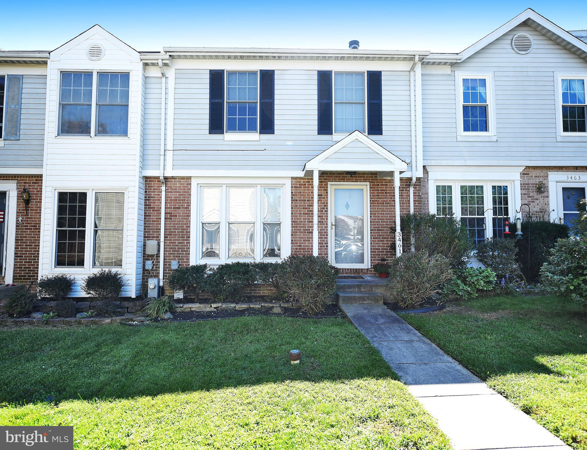 CONSTANT FRIENDSHIP - Residential