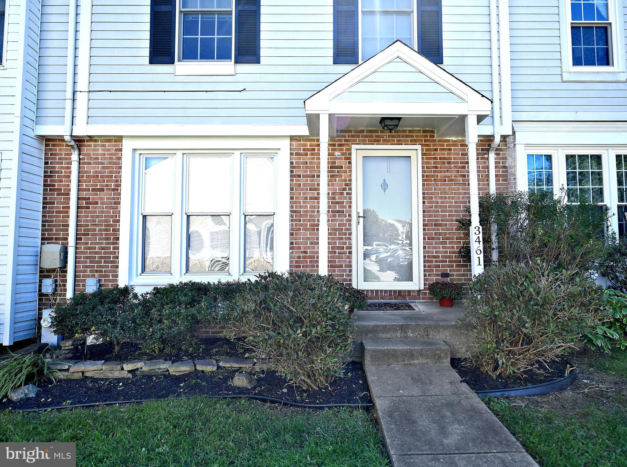 CONSTANT FRIENDSHIP - Residential