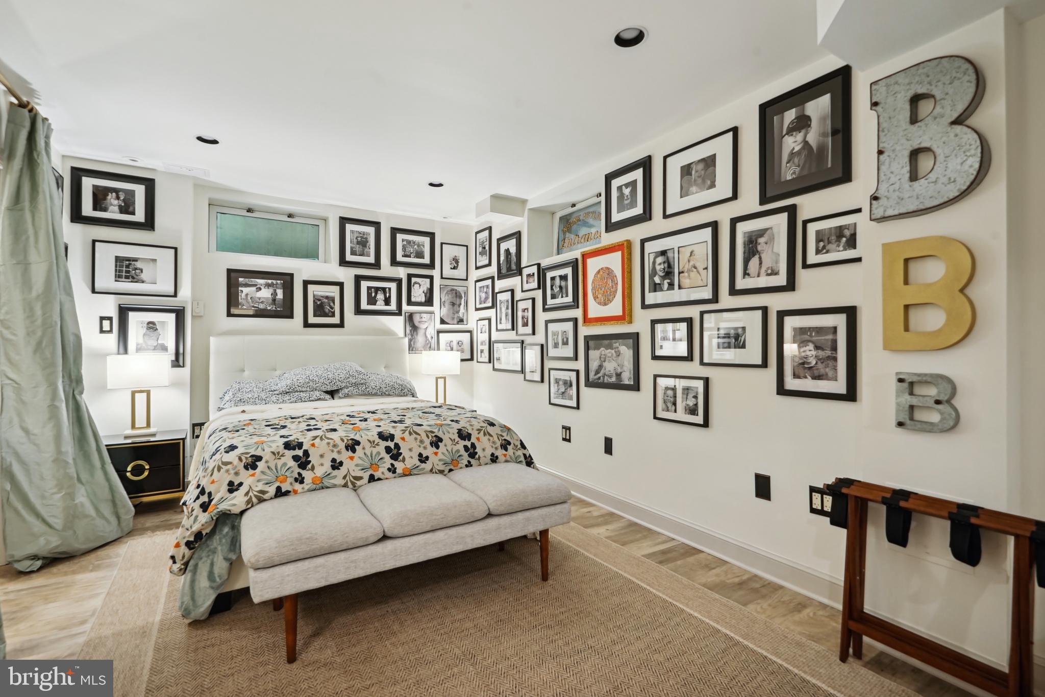 BELLEVUE FOREST - Residential