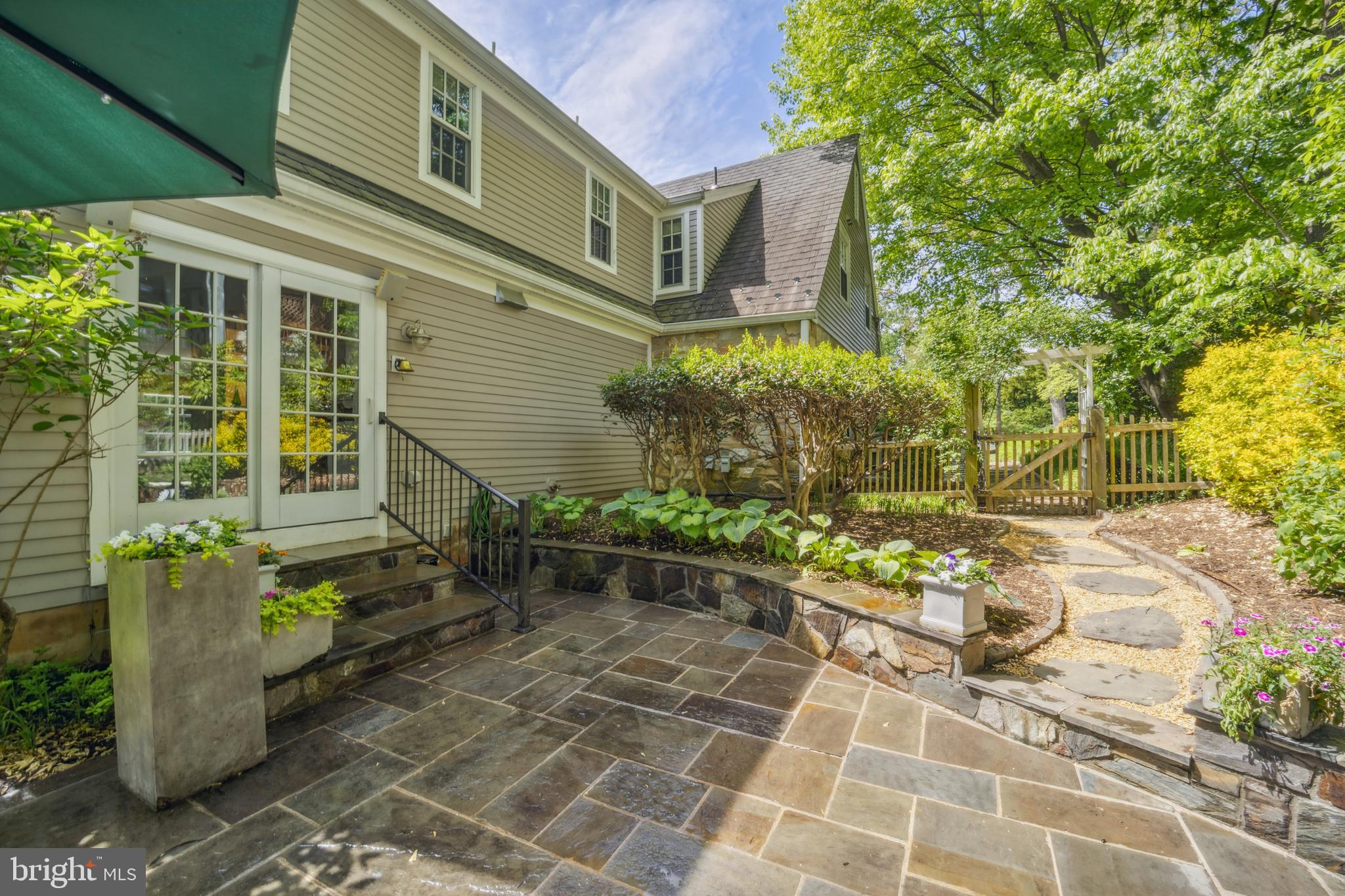 BELLEVUE FOREST - Residential