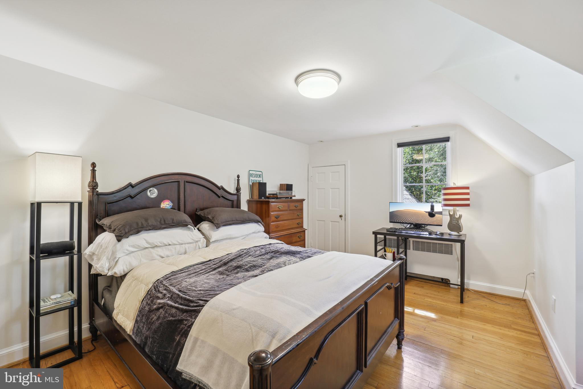 BELLEVUE FOREST - Residential