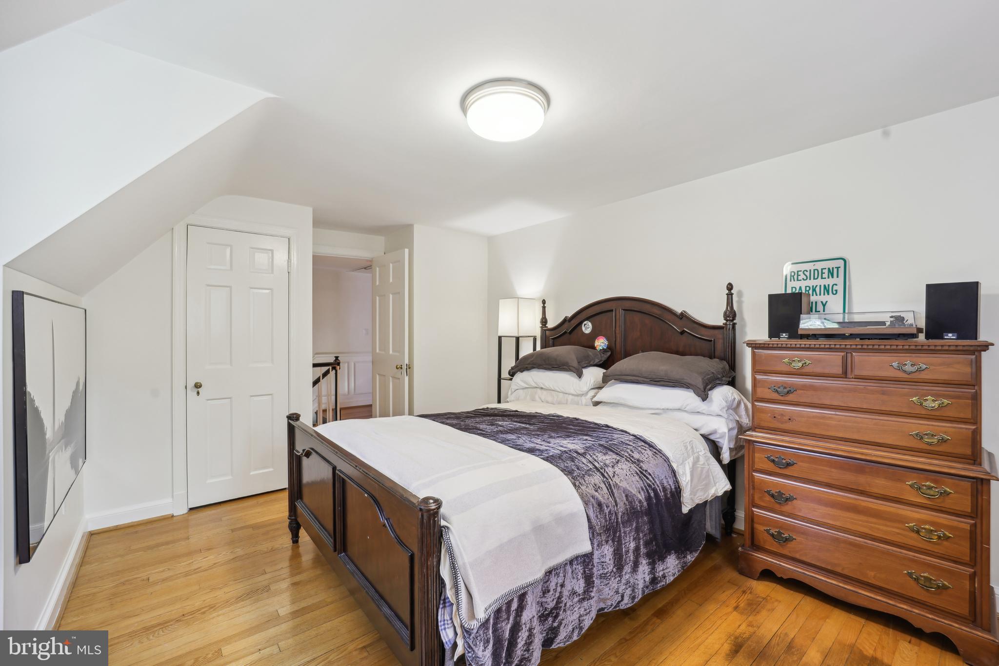 BELLEVUE FOREST - Residential