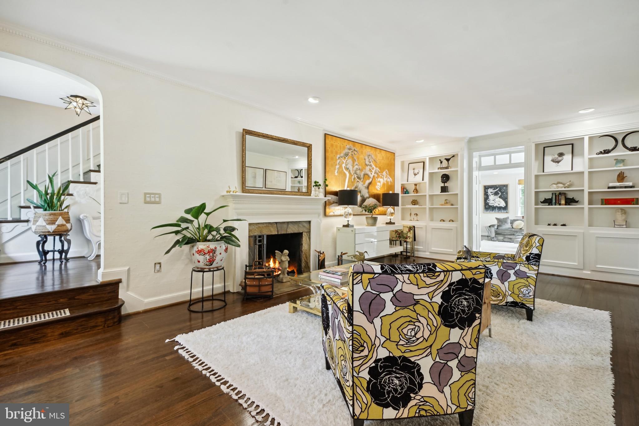 BELLEVUE FOREST - Residential