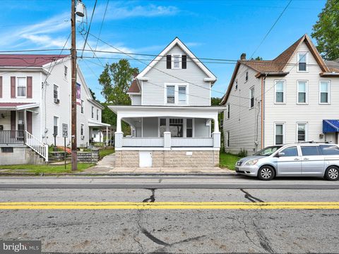 Photo for 1237 E GRAND AVENUE