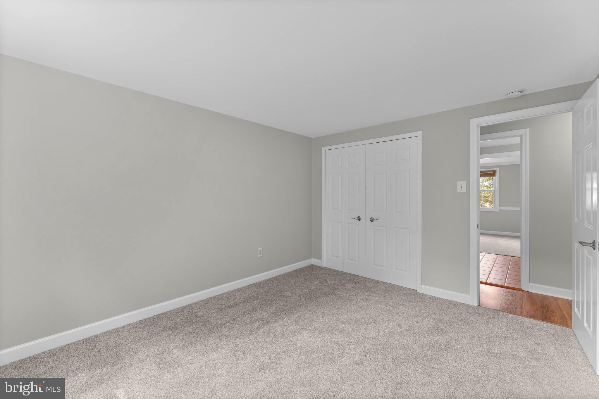 CROFTON TOWNE - Residential