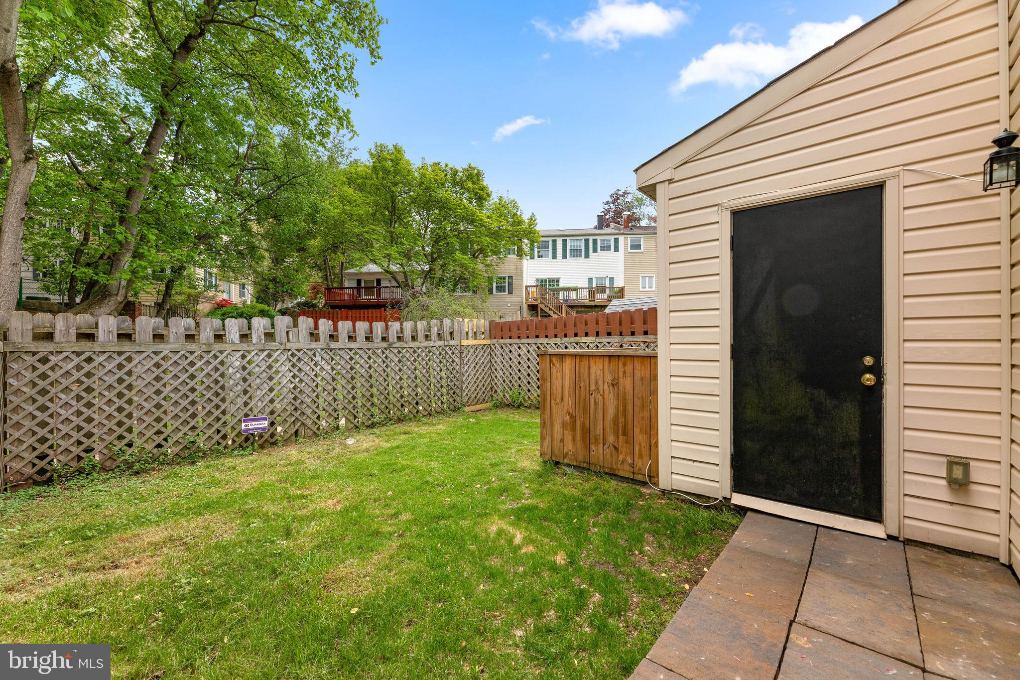 CROFTON TOWNE - Residential