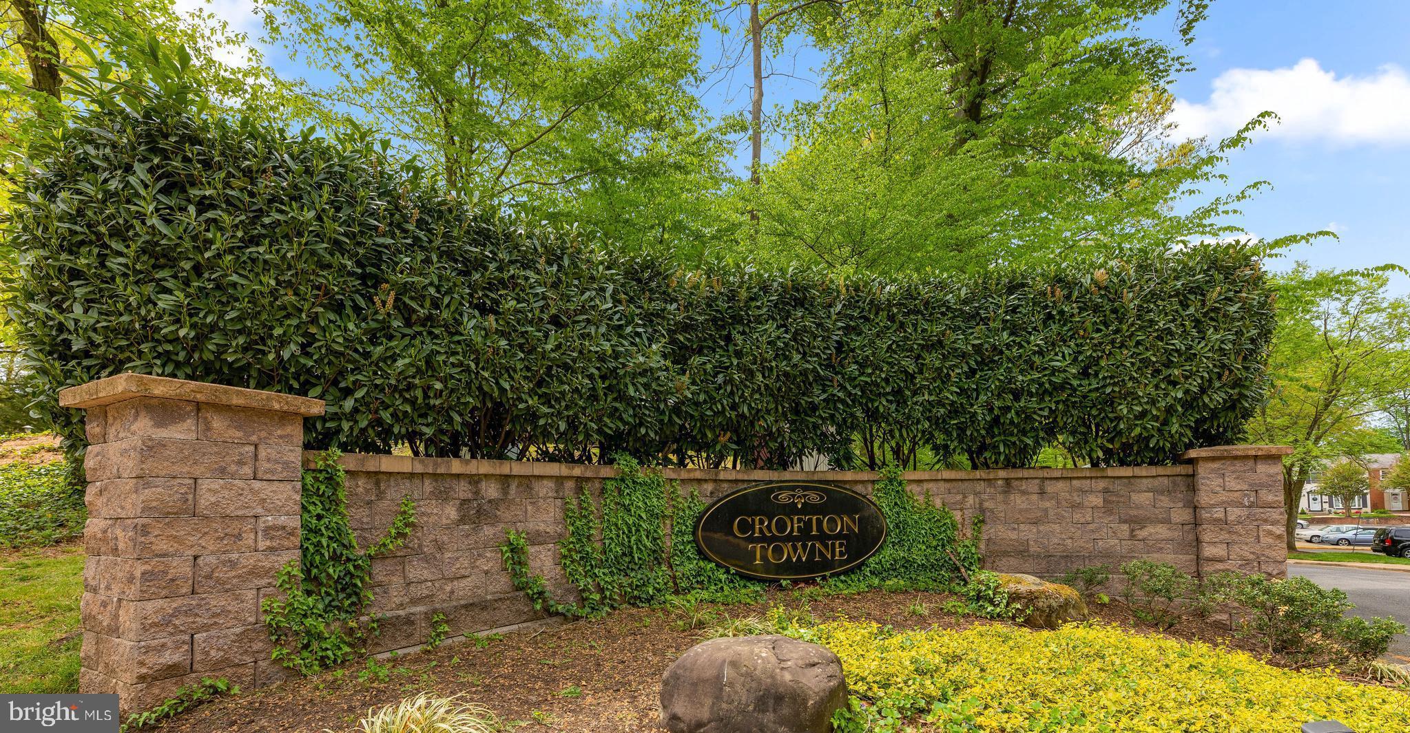 CROFTON TOWNE - Residential