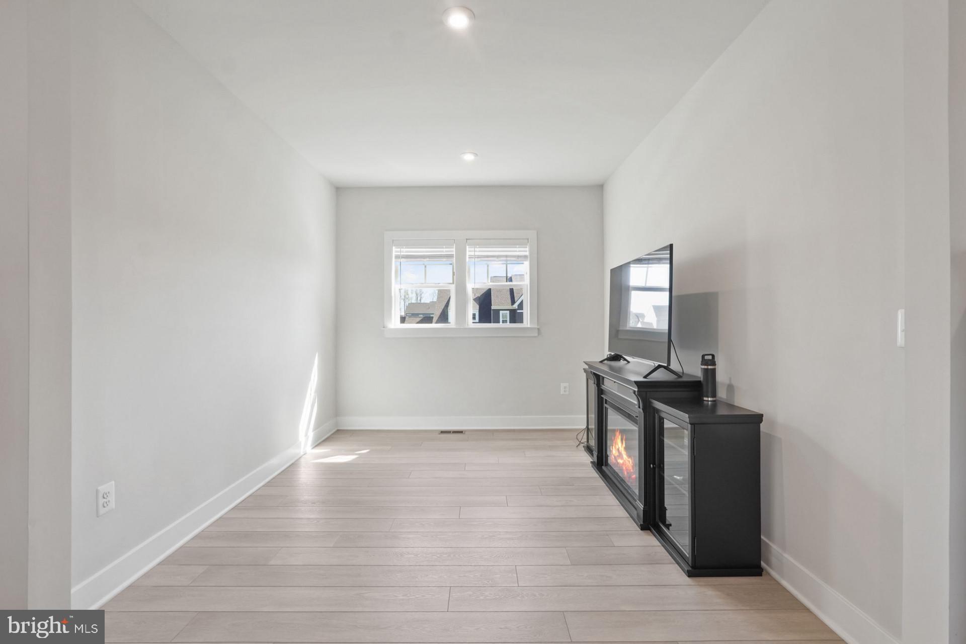 WOODBORNE PRESERVE - Residential Lease