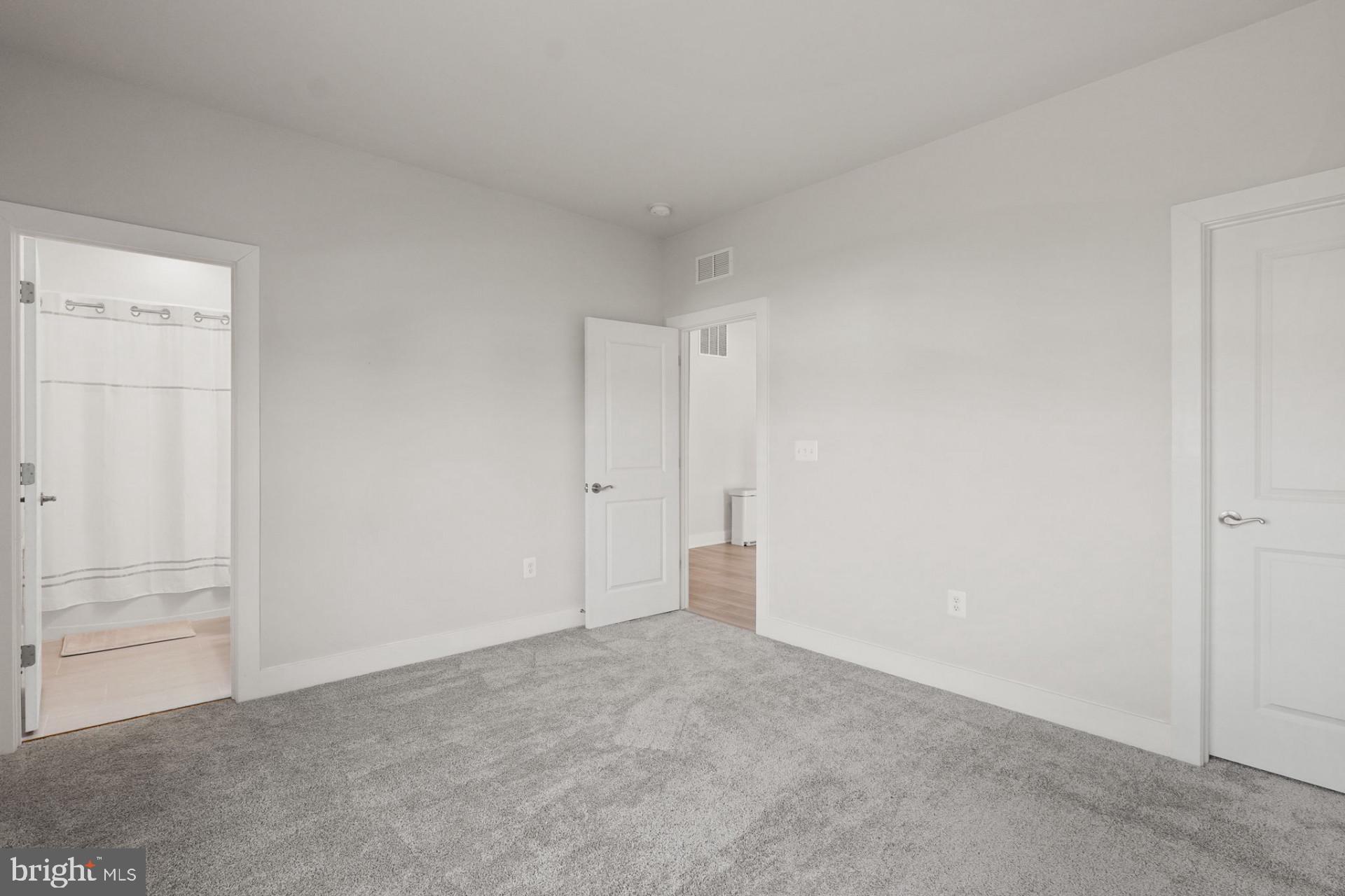 WOODBORNE PRESERVE - Residential Lease