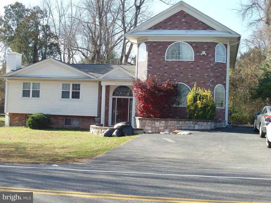 LOCATION! LOCATION!! THIS BEAUTIFUL HOME IS A COLONIAL STYLE WITH HARDWOOD FLOORS THROUGH OUT WHOLE HOUSE AND HUGE DECK OVER LOOKING PRIVATE LOT. RENOVATED GOURMET KITCHEN(GRANITE COUNTER-TOP ),CLOSE TO MAJOR HIGHWAY 123 AND ROUTE 7, METRO STATION, SHOPPING CENTERS, RESTAURANTS AND SCHOOLS. EASY COMMUTE TO D.C., TYSON'S CORNER.