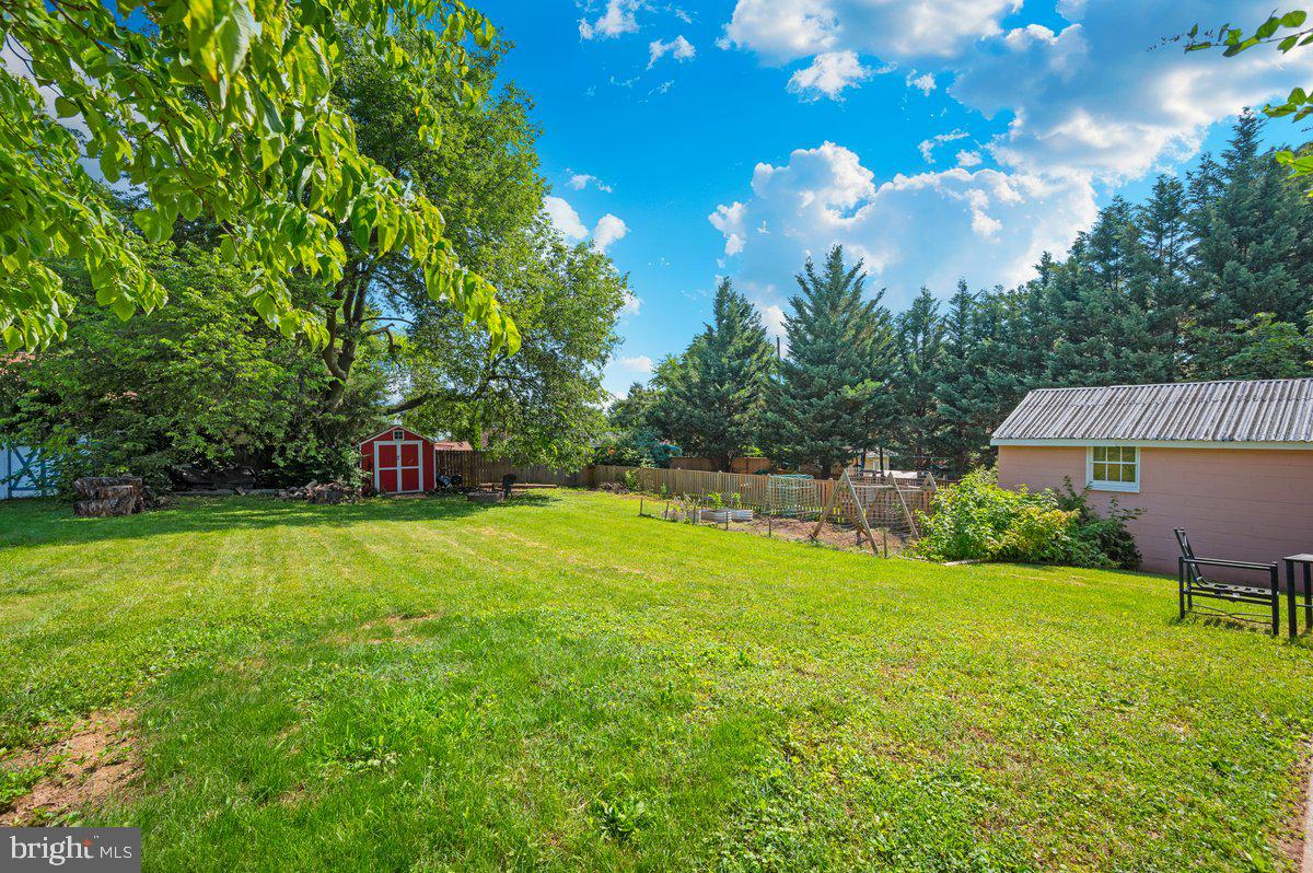 LINDEN HILLS - Residential