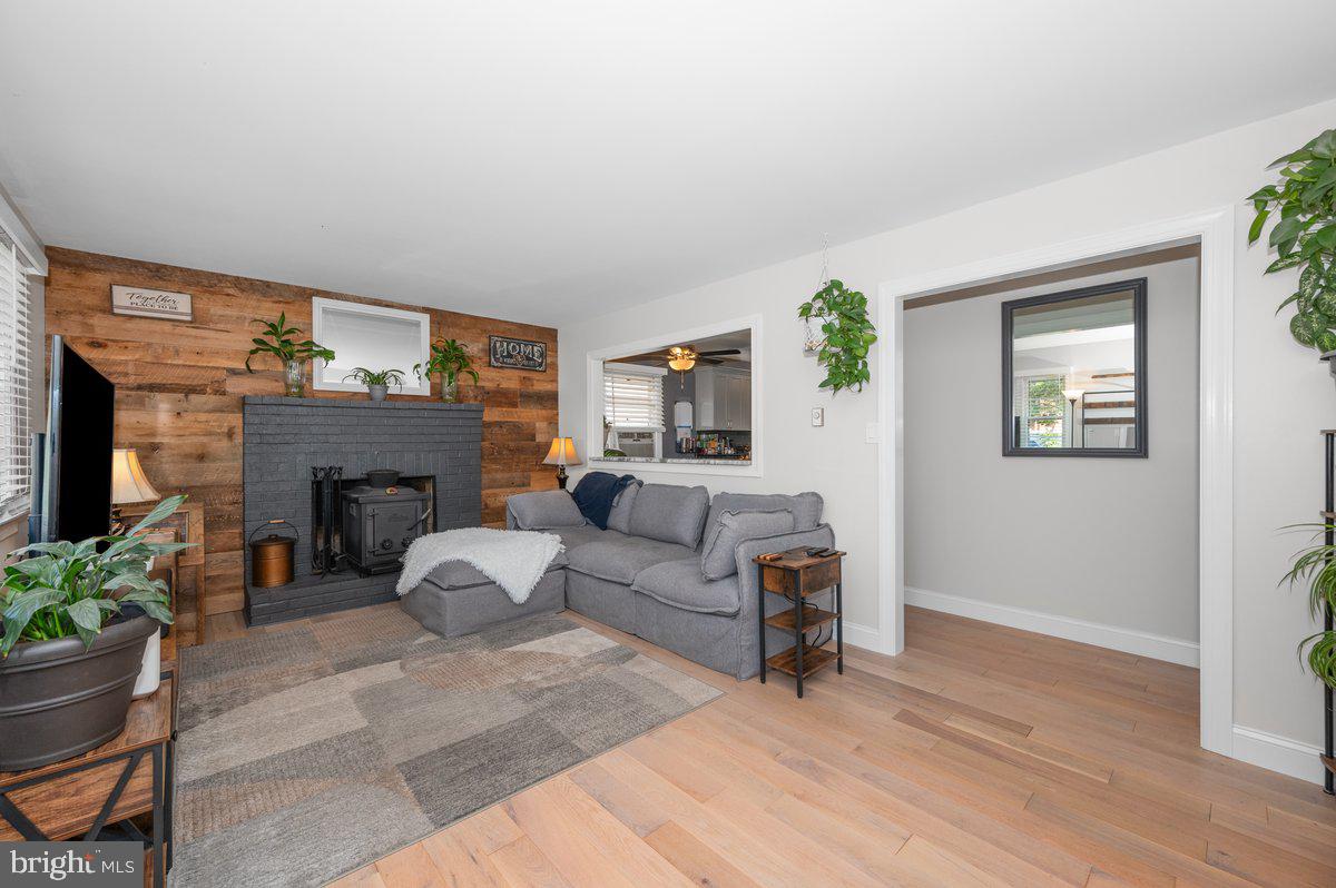 LINDEN HILLS - Residential