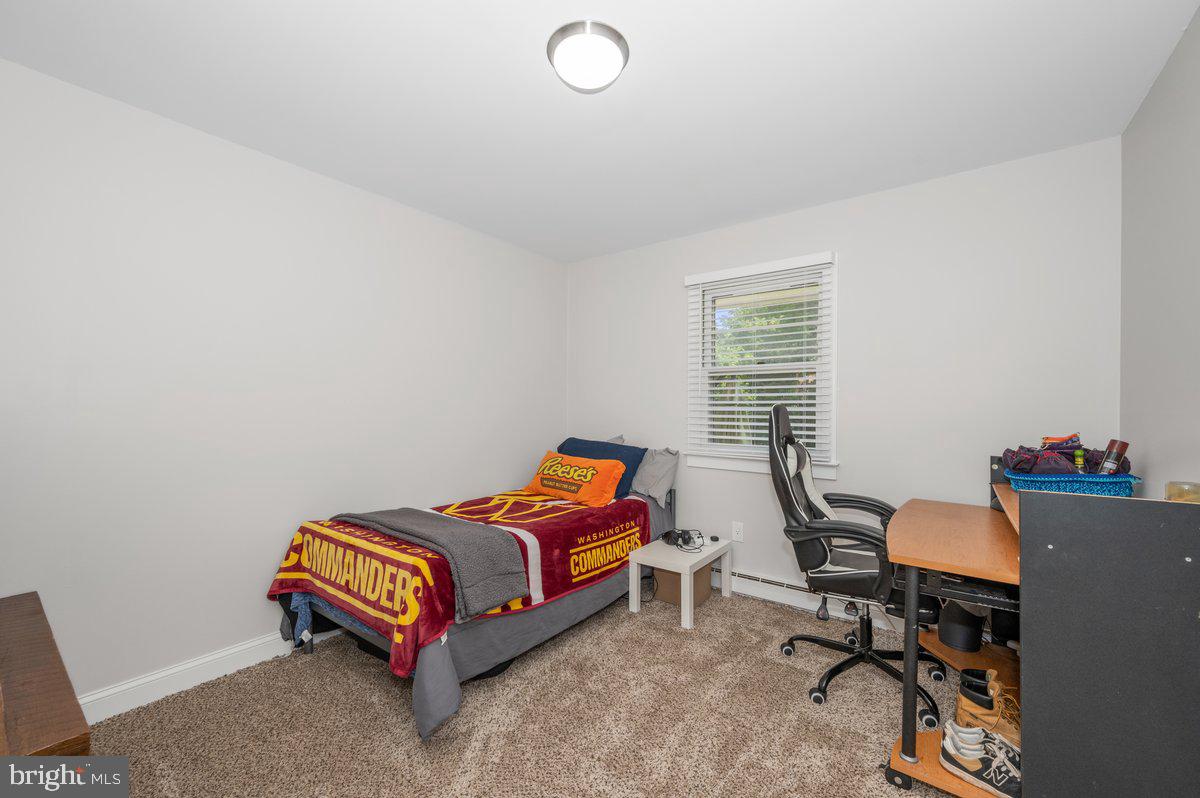 LINDEN HILLS - Residential