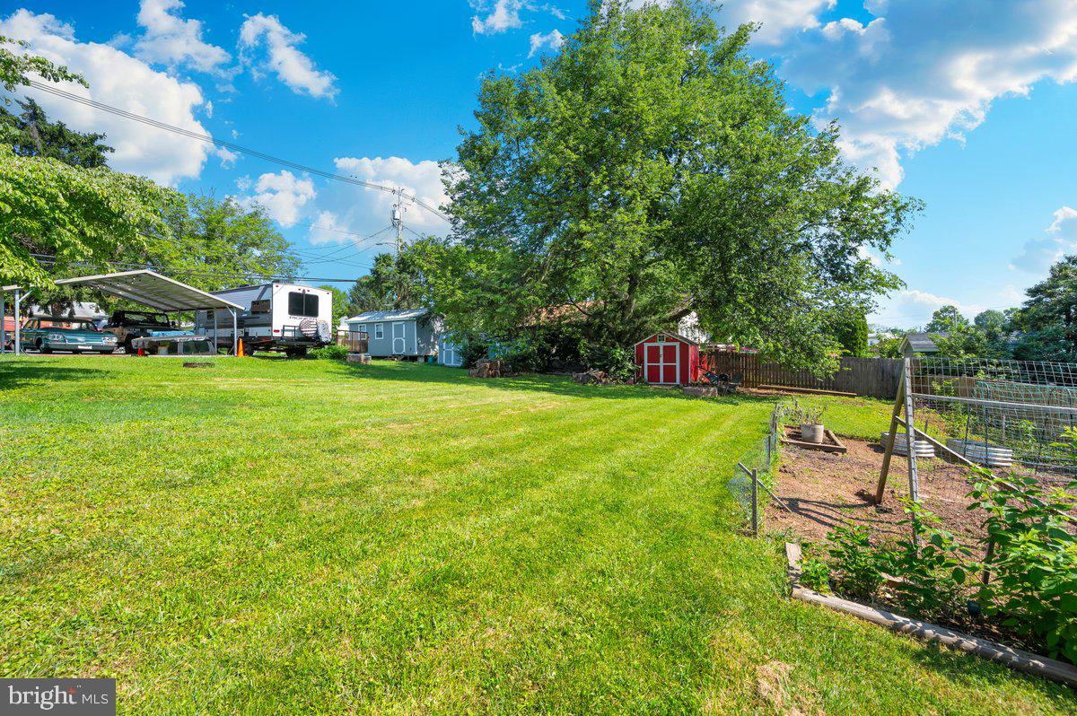 LINDEN HILLS - Residential