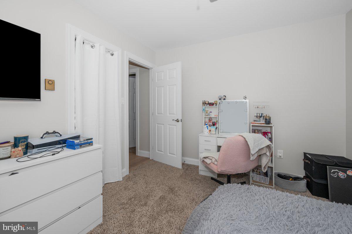 LINDEN HILLS - Residential