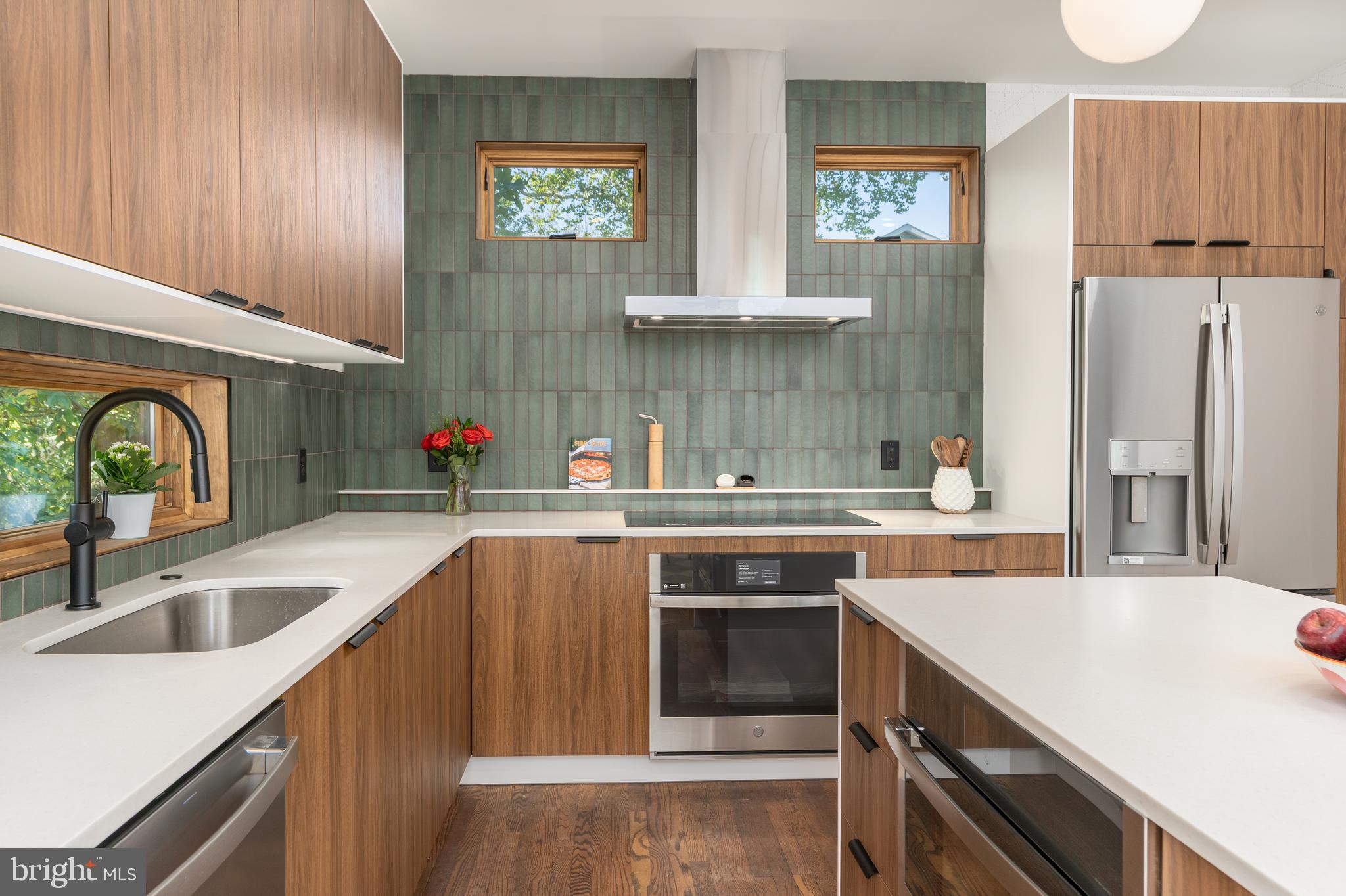 HOMEWOOD - Residential