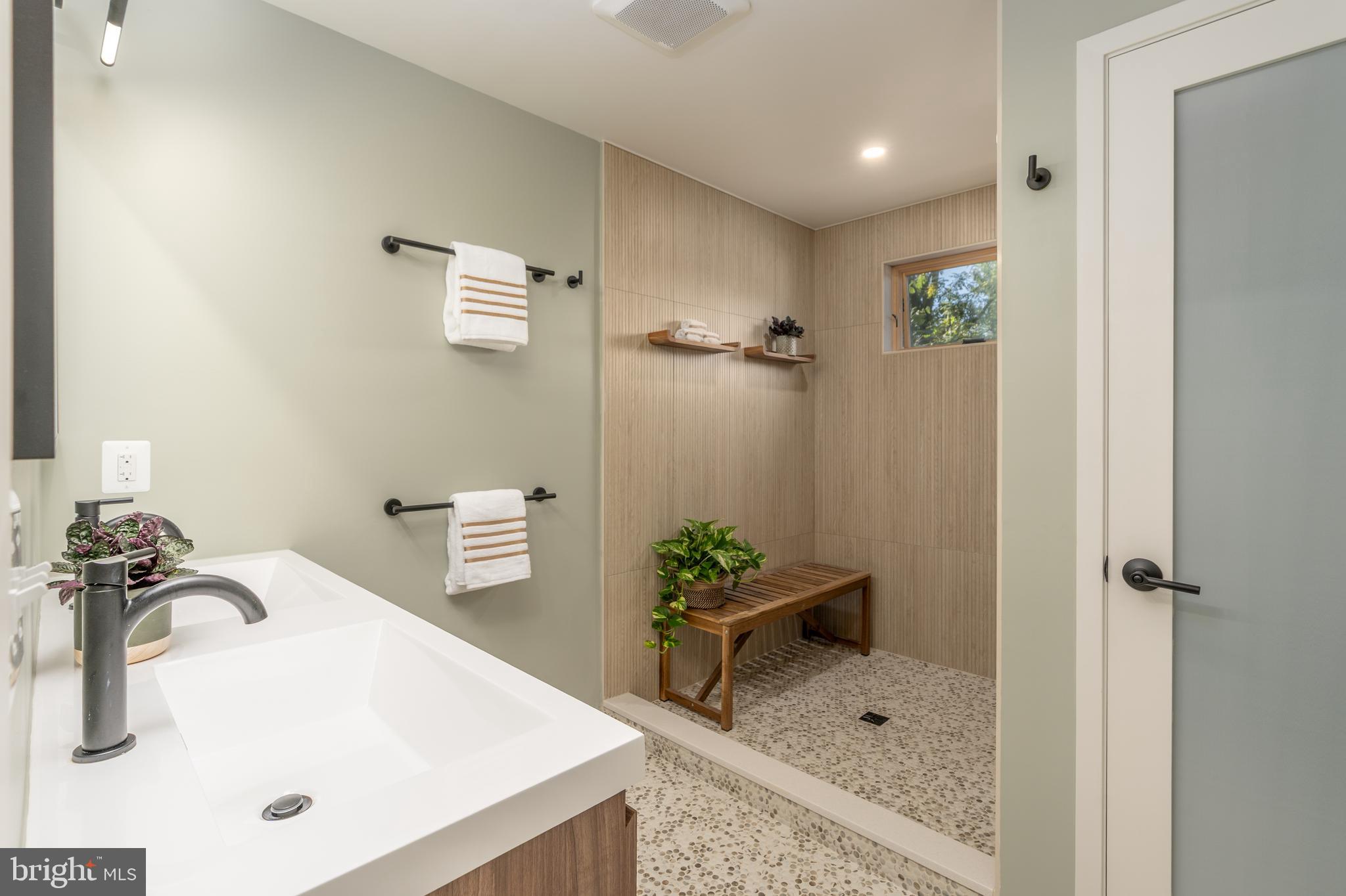 HOMEWOOD - Residential