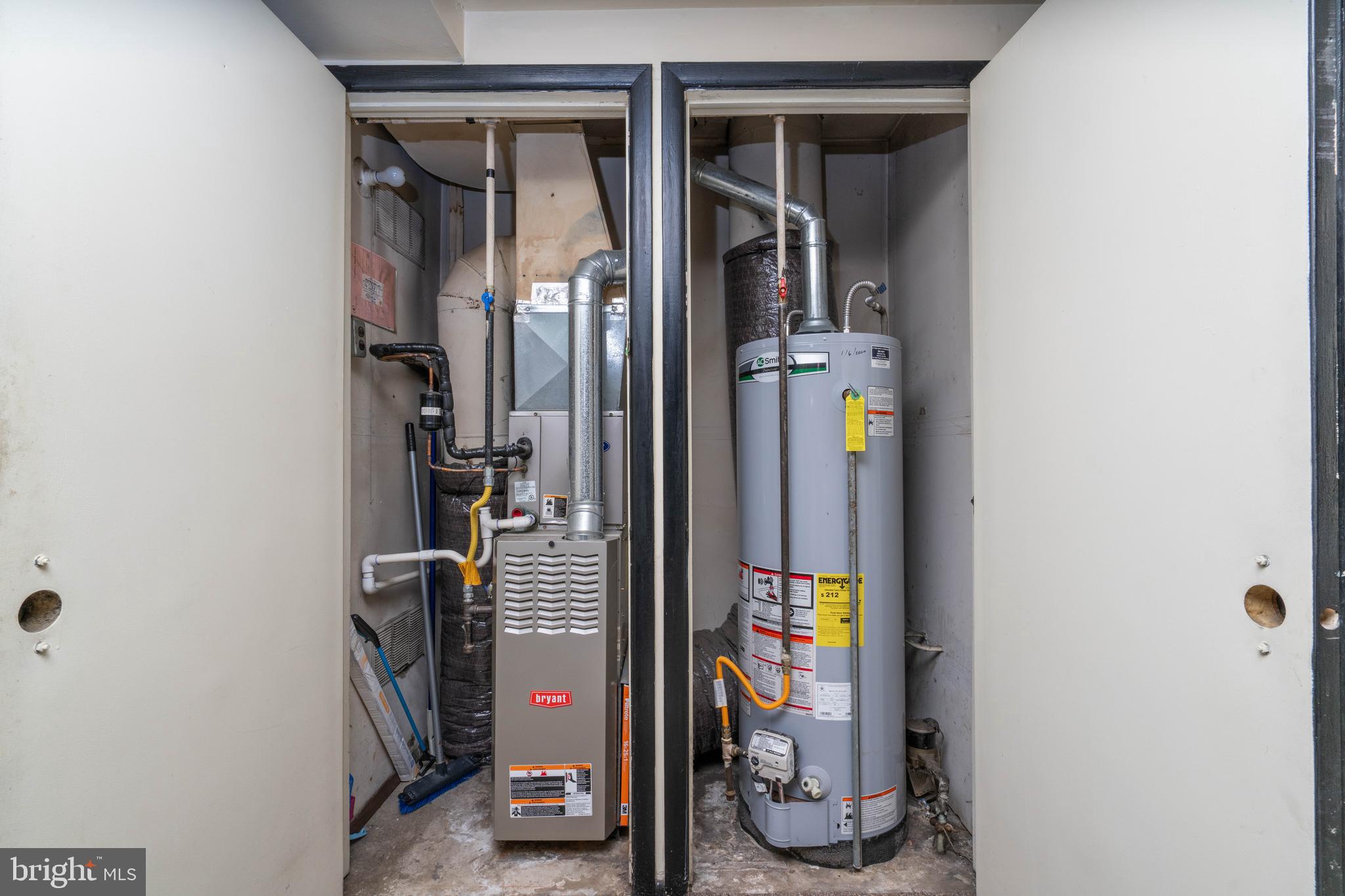 MANOR HALL - Residential