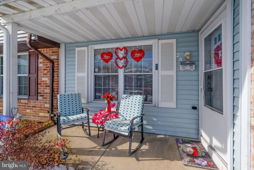 Photo of 24 Magnolia Court, SICKLERVILLE, NJ 08081 (MLS # NJCD2110380)