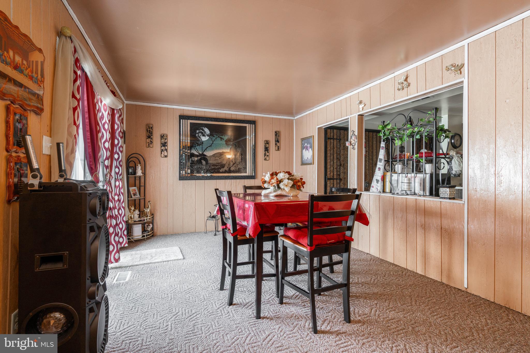 MANOR HALL - Residential