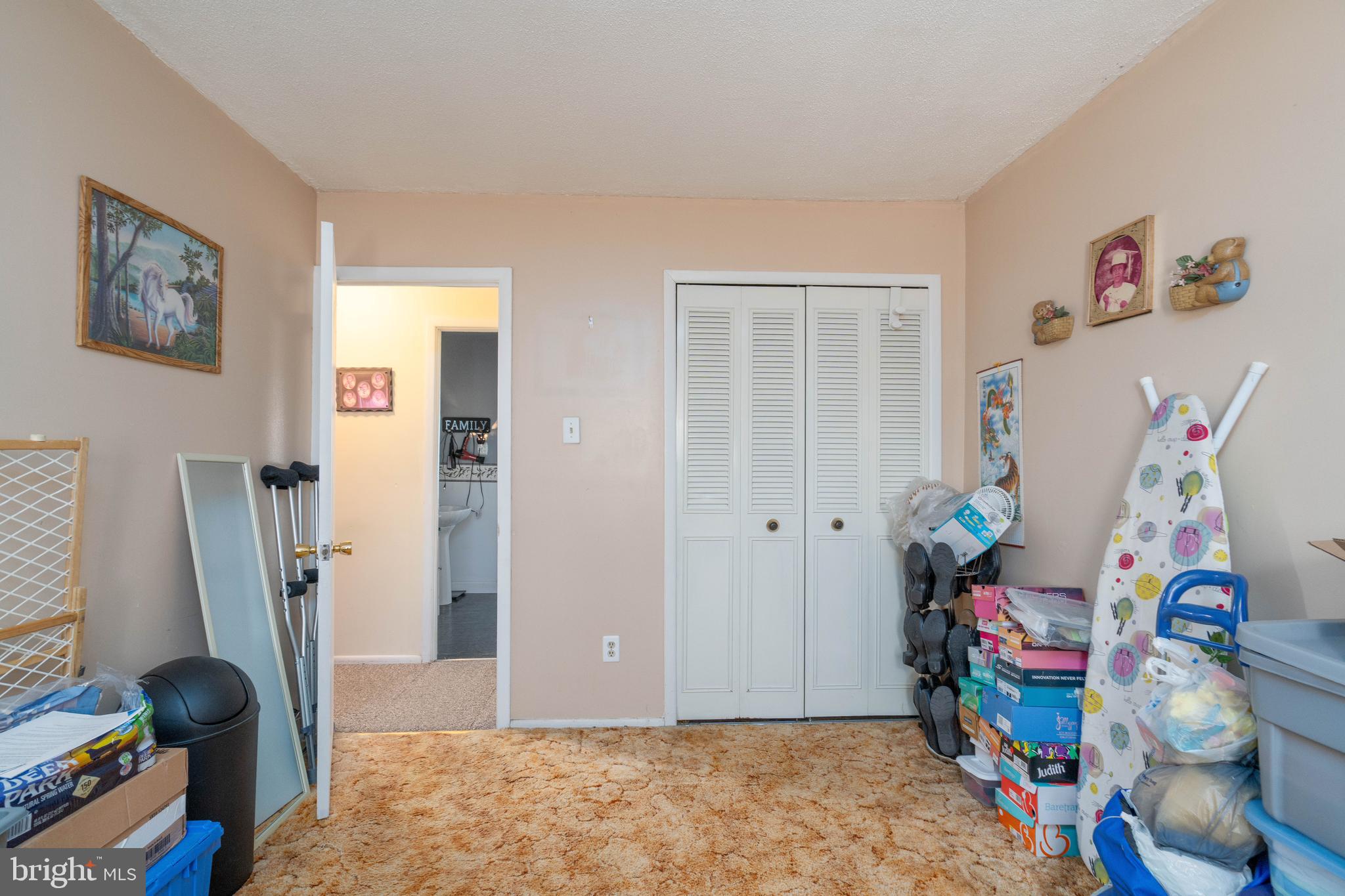 MANOR HALL - Residential