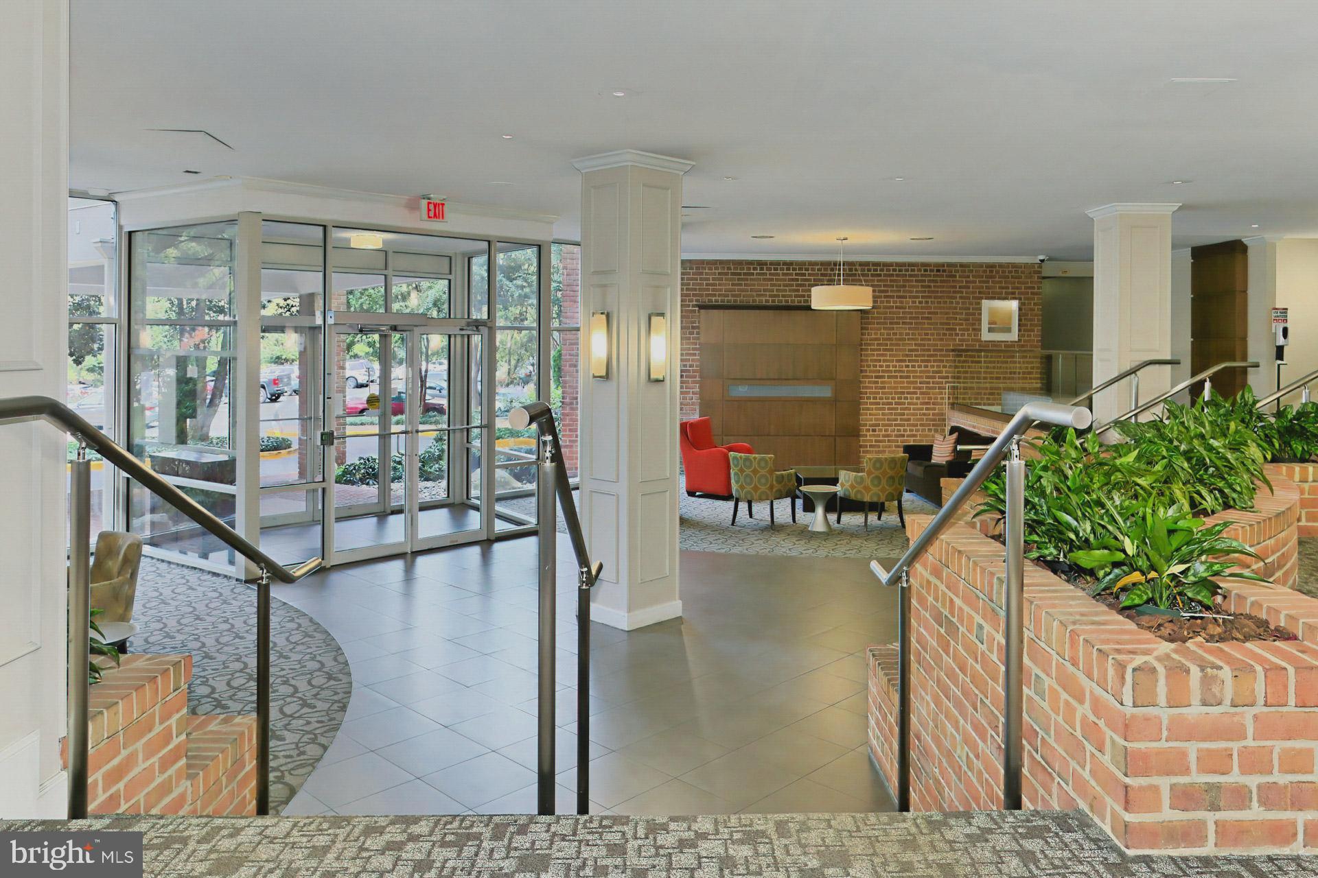 CARDINAL HOUSE - Residential