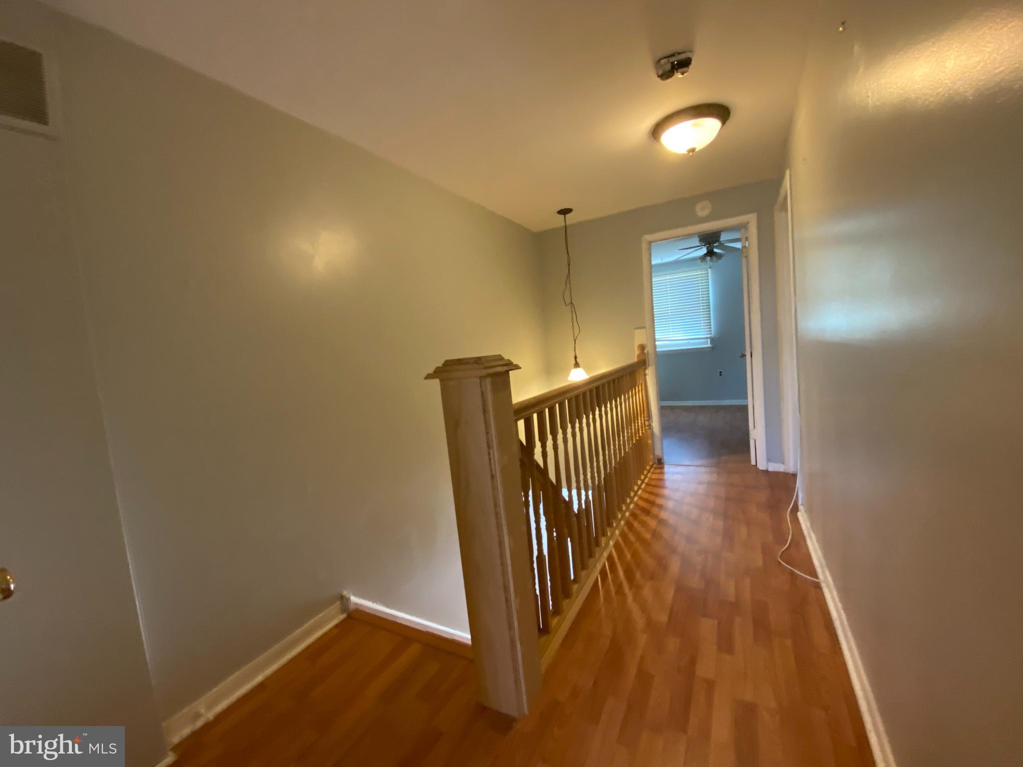 UNIVERSITY CITY - Residential Lease