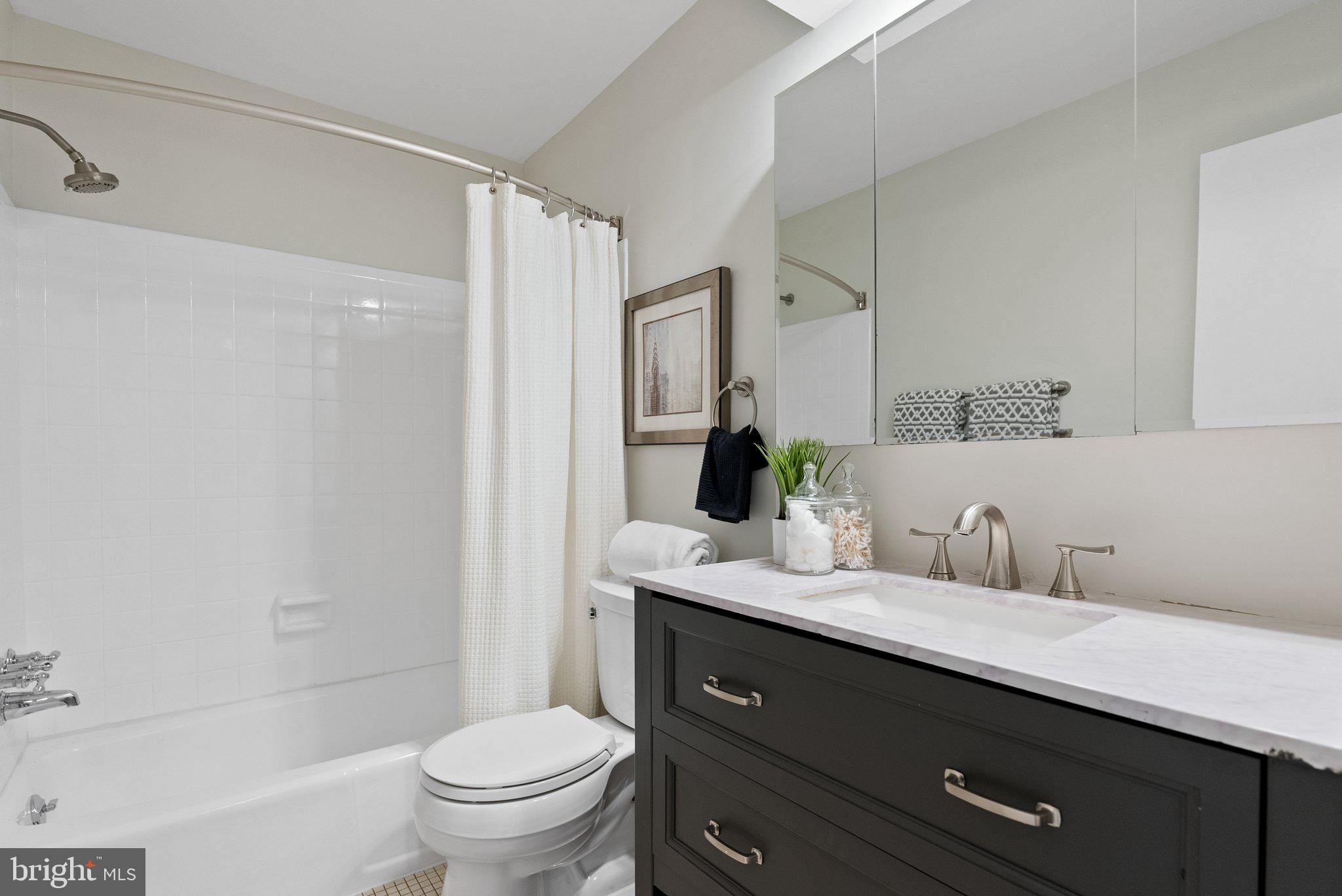 HALLCREST HEIGHTS - Residential