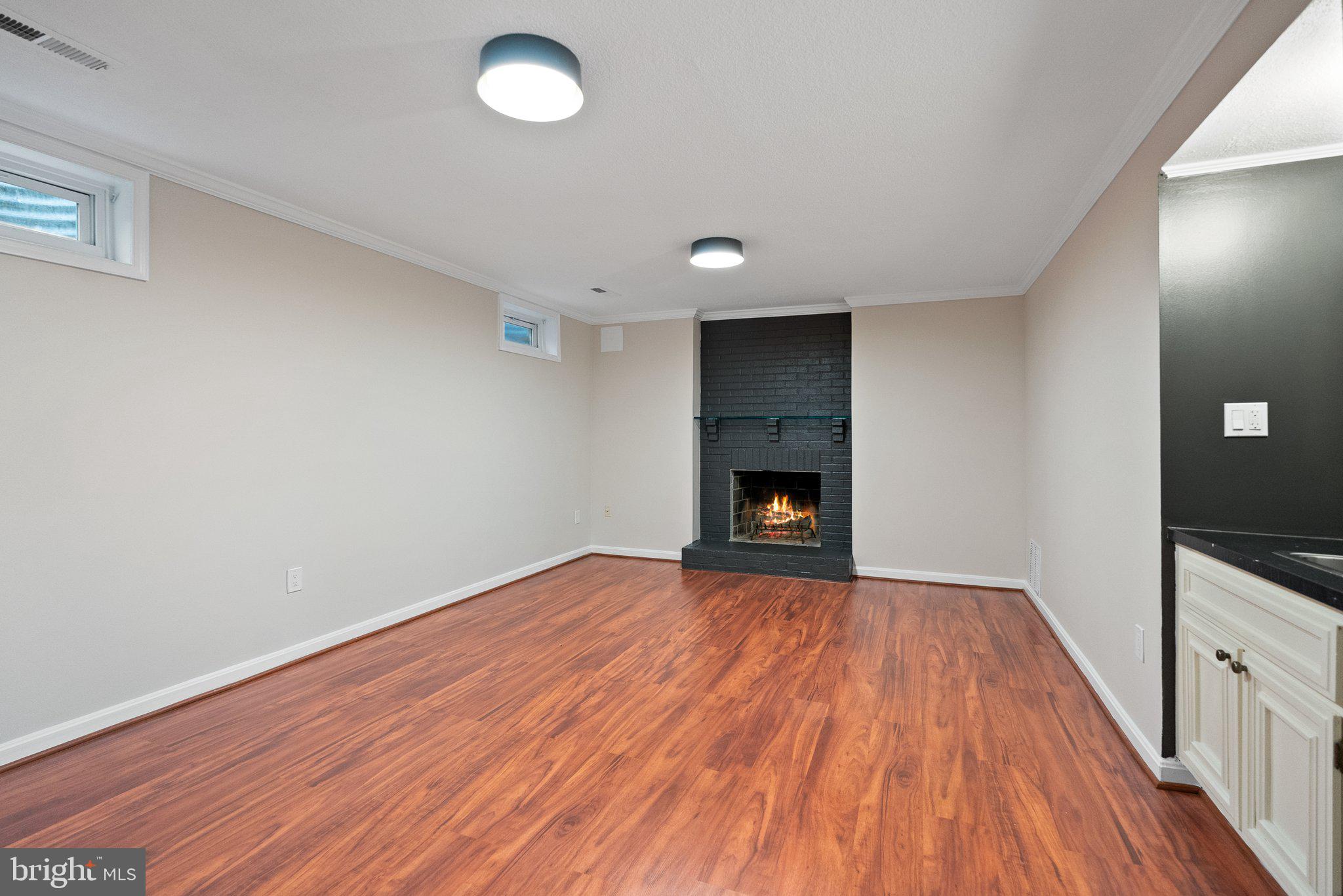 HALLCREST HEIGHTS - Residential