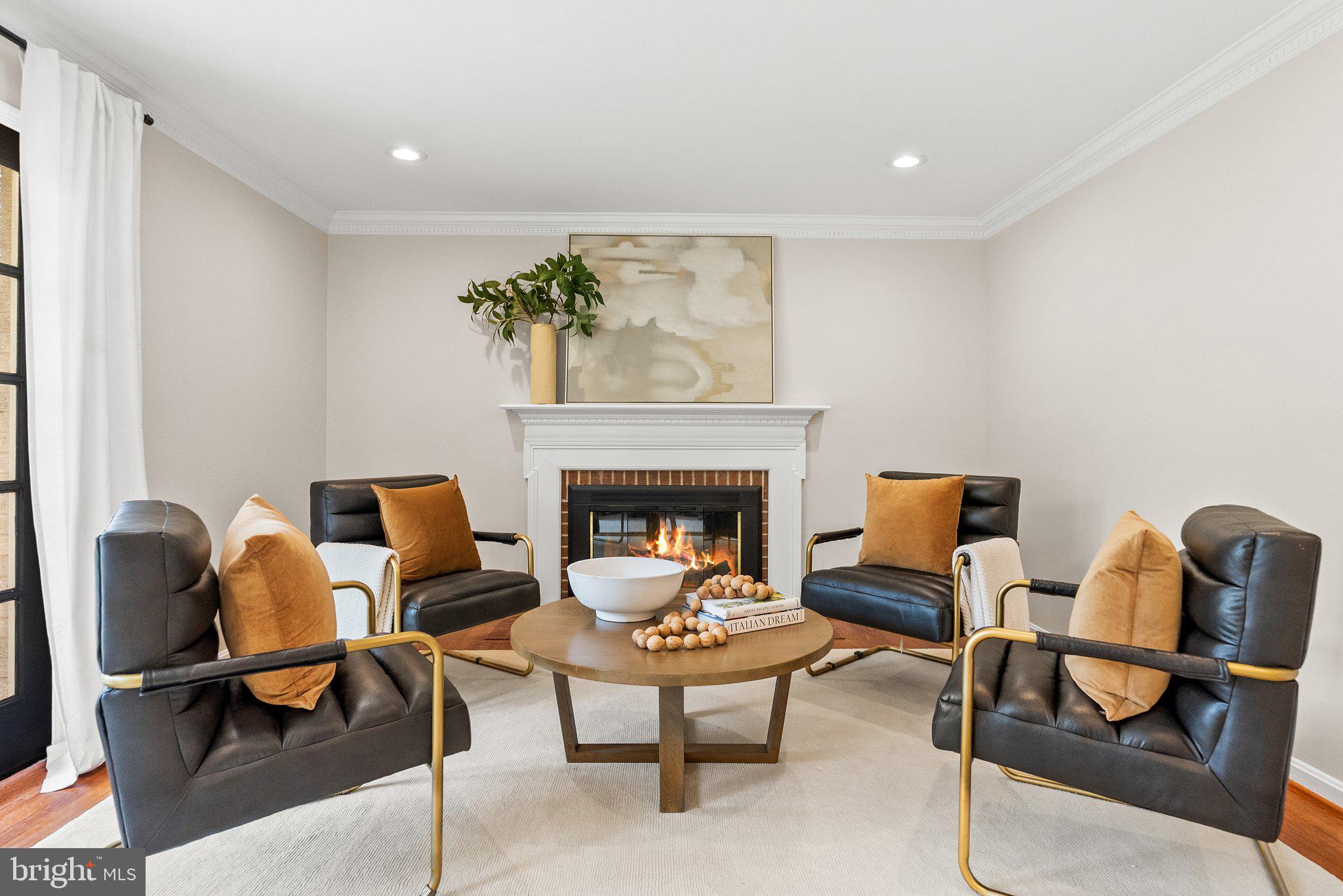 HALLCREST HEIGHTS - Residential