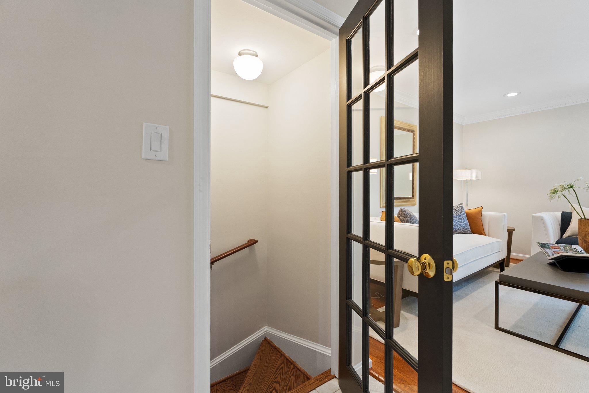 HALLCREST HEIGHTS - Residential