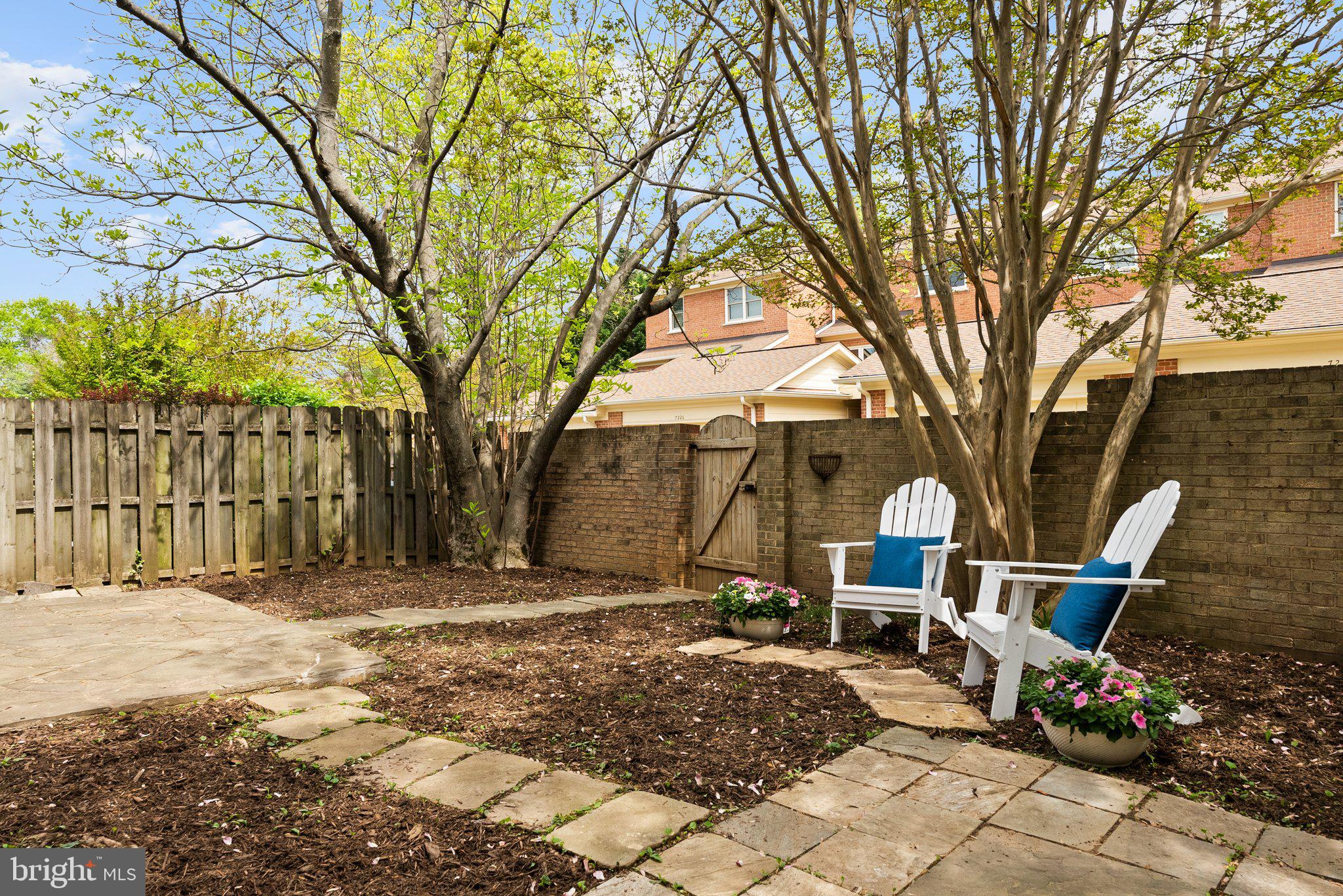 HALLCREST HEIGHTS - Residential