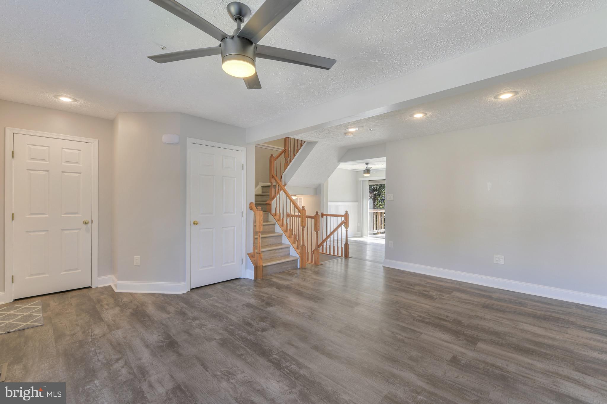 SENECA HARBOR - Residential Lease