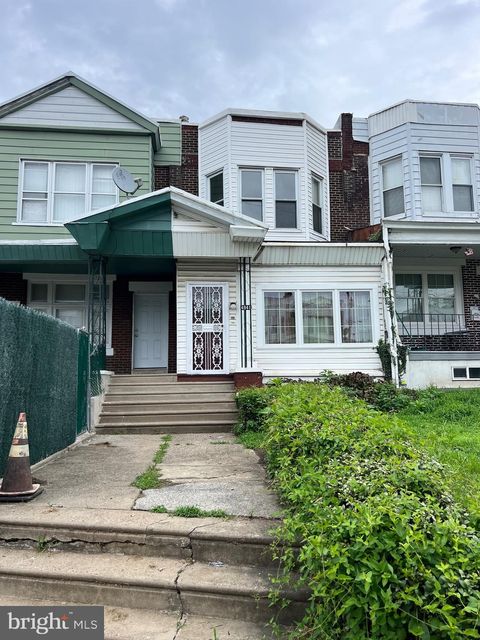 Townhouse For Sale - 4941 N Front Street<br/> PHILADELPHIA, PA 19120