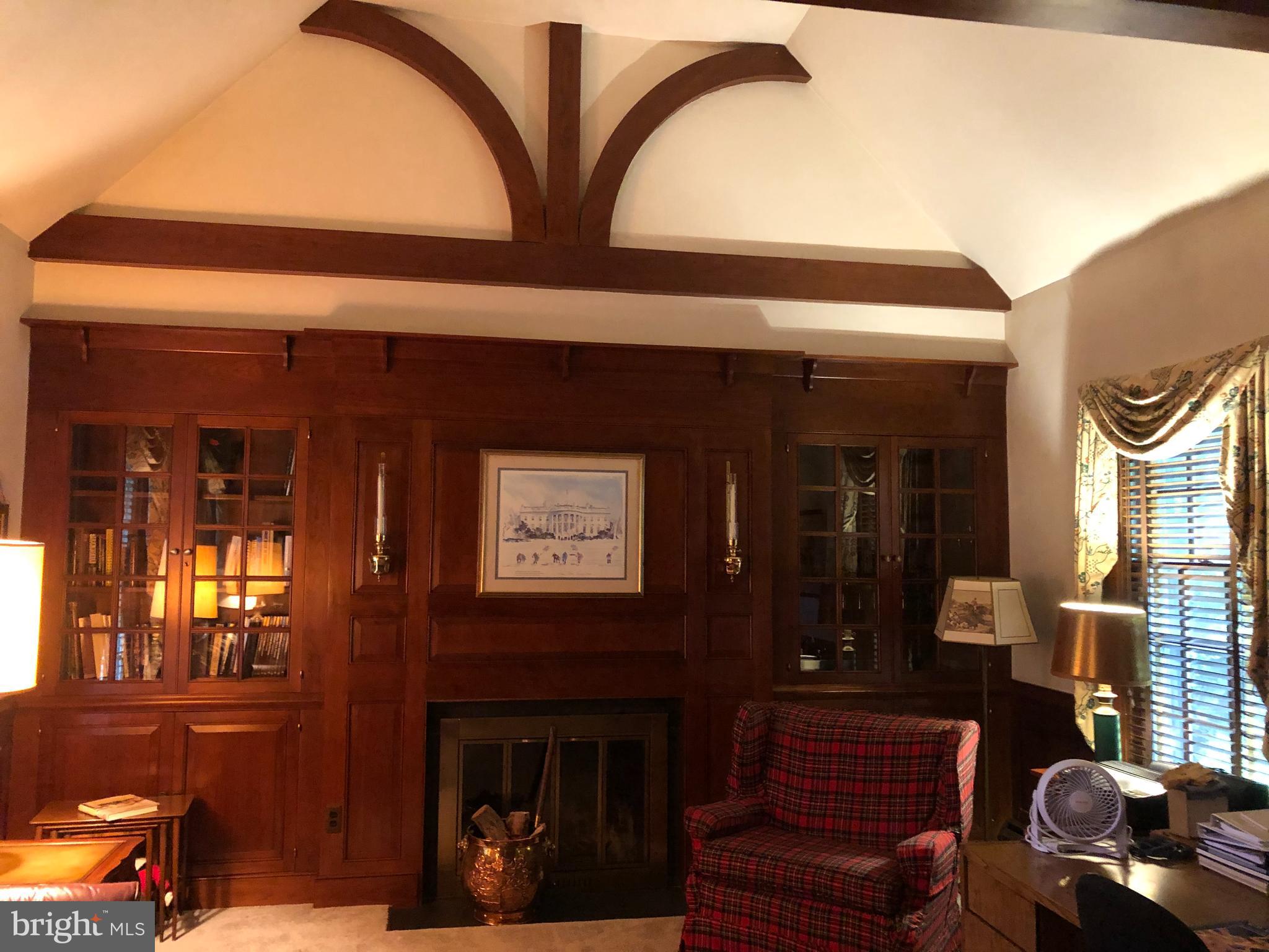 FALLS ROAD CORRIDOR - Residential