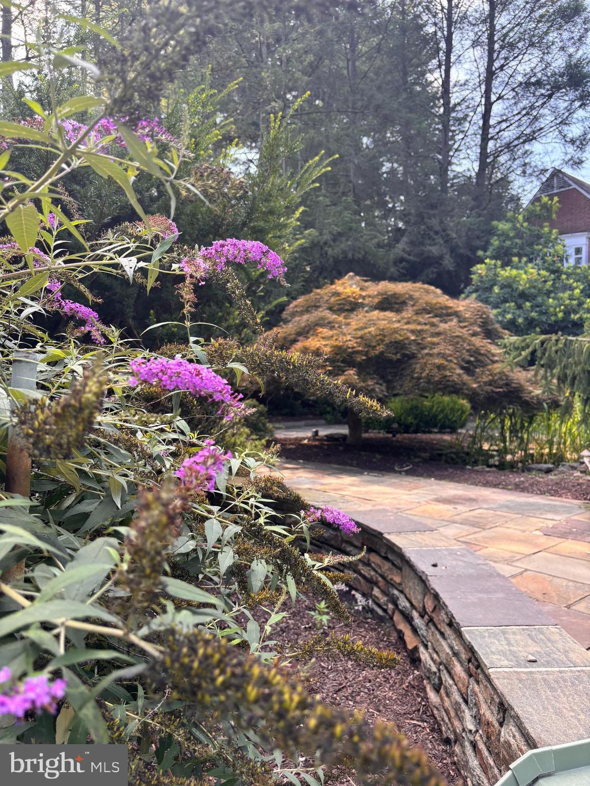 FALLS ROAD CORRIDOR - Residential