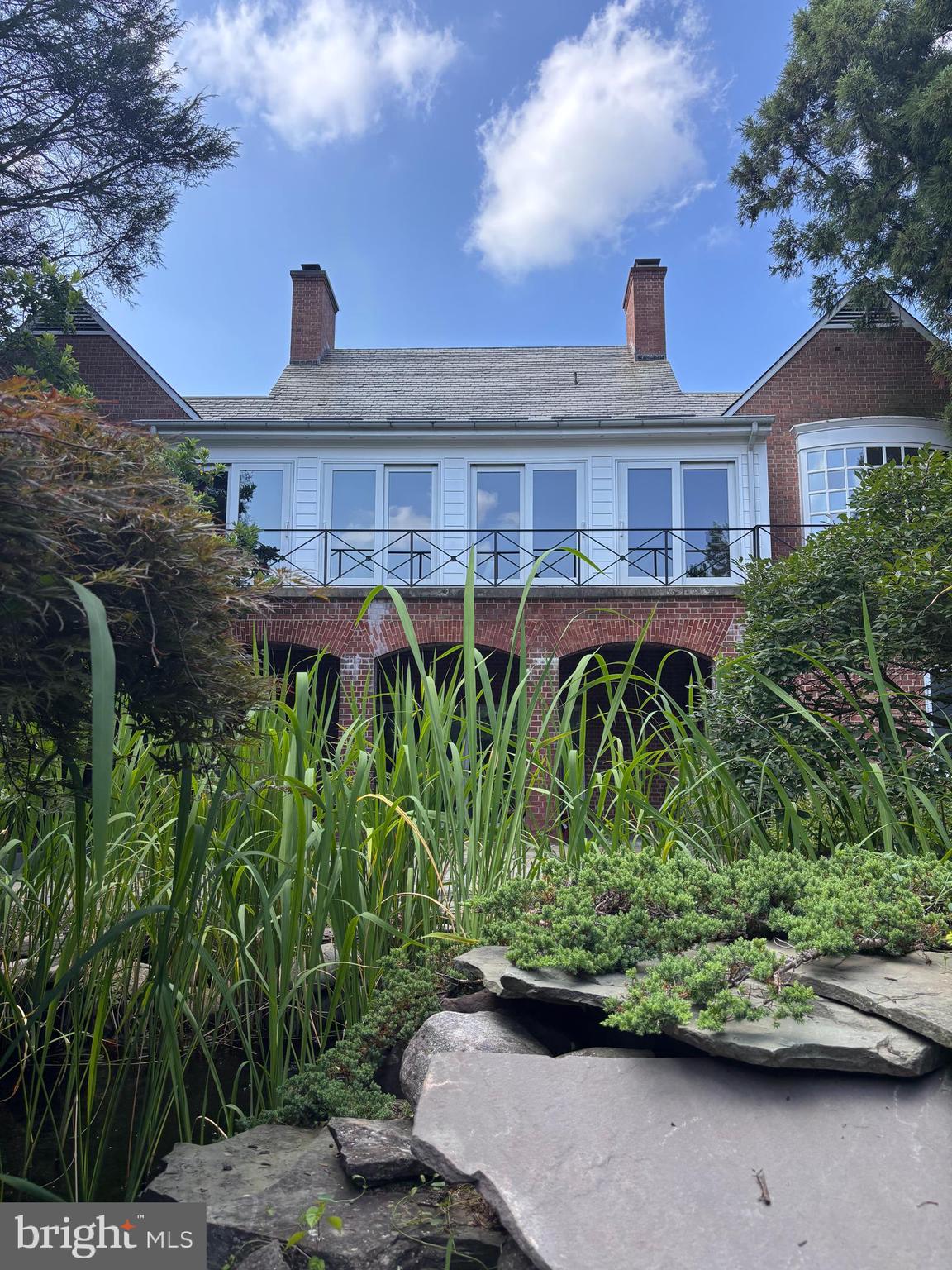 11203 FALLS ROAD