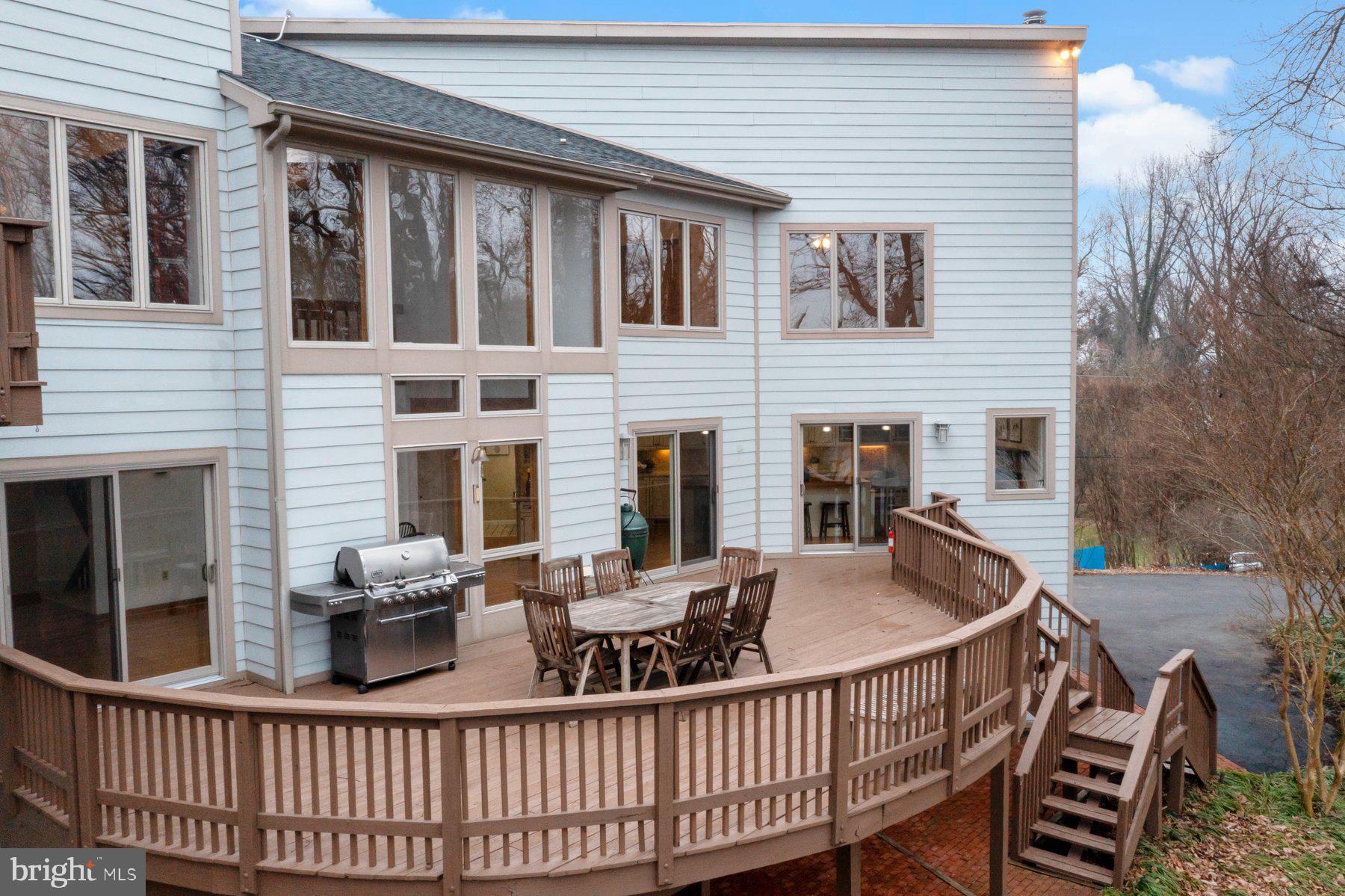 NORTH SHORE - Residential