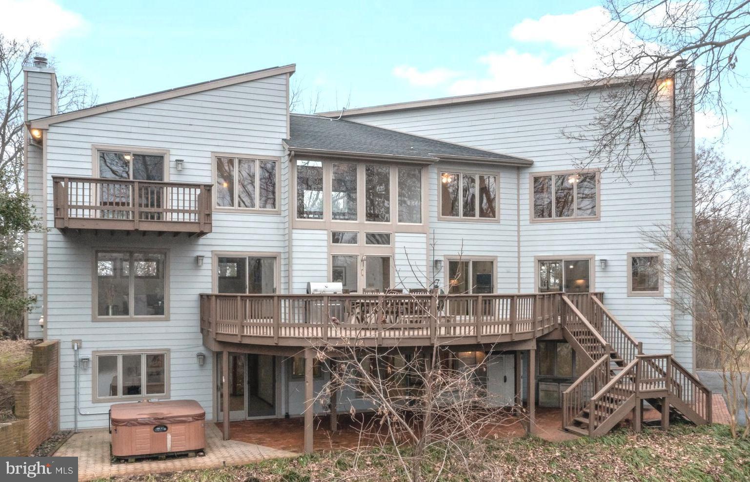 NORTH SHORE - Residential