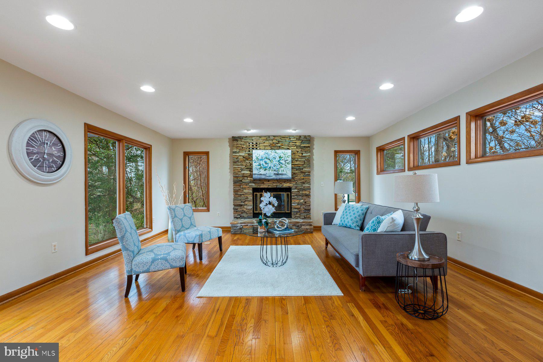 NORTH SHORE - Residential