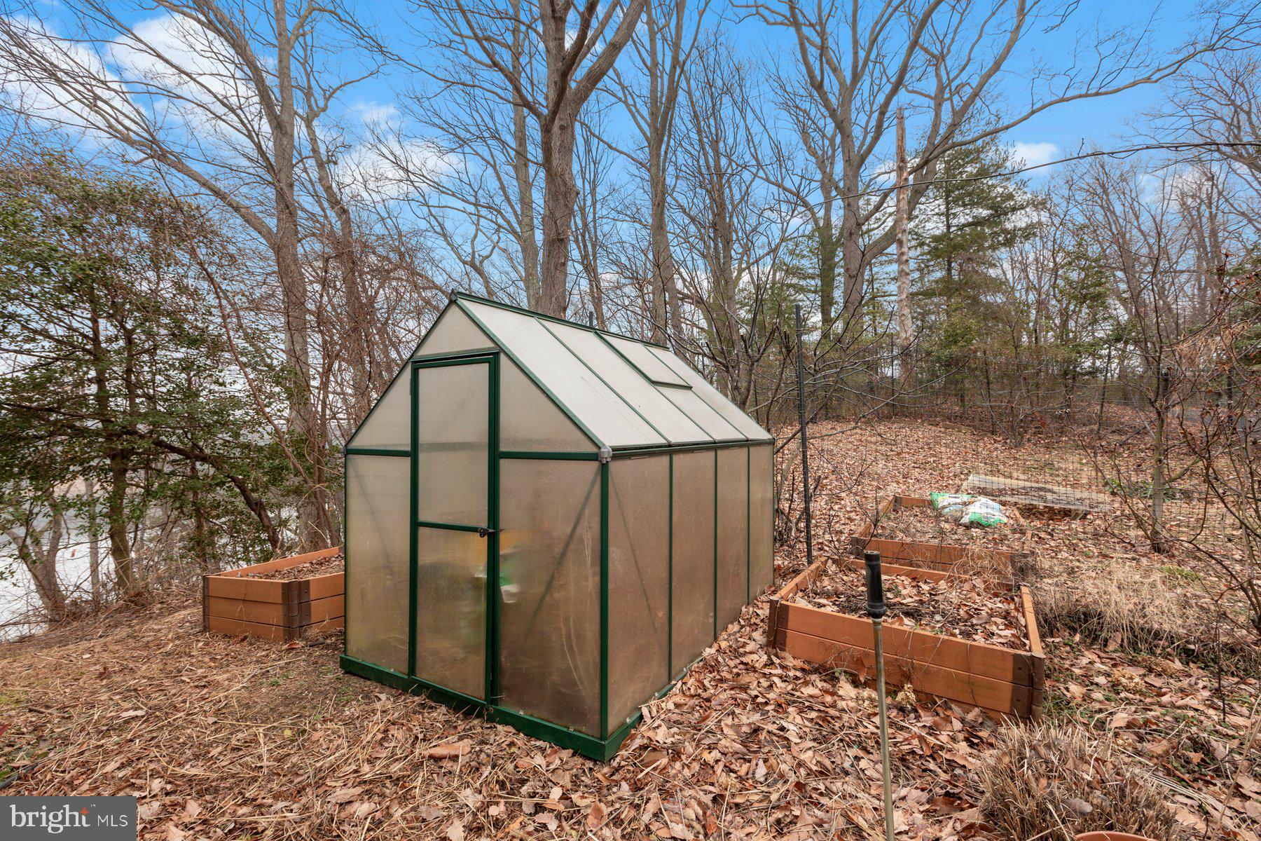 NORTH SHORE - Residential