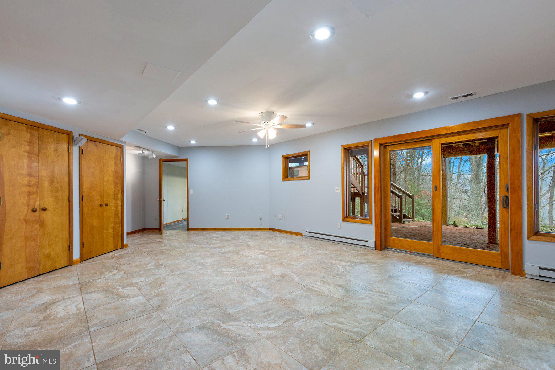 NORTH SHORE - Residential