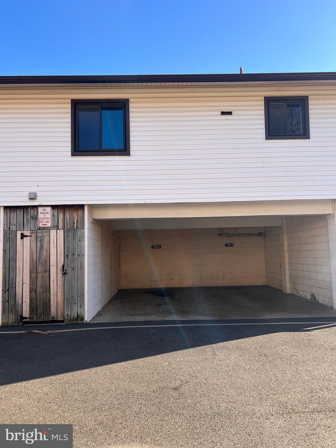 4129 MEADOWLAND COURT