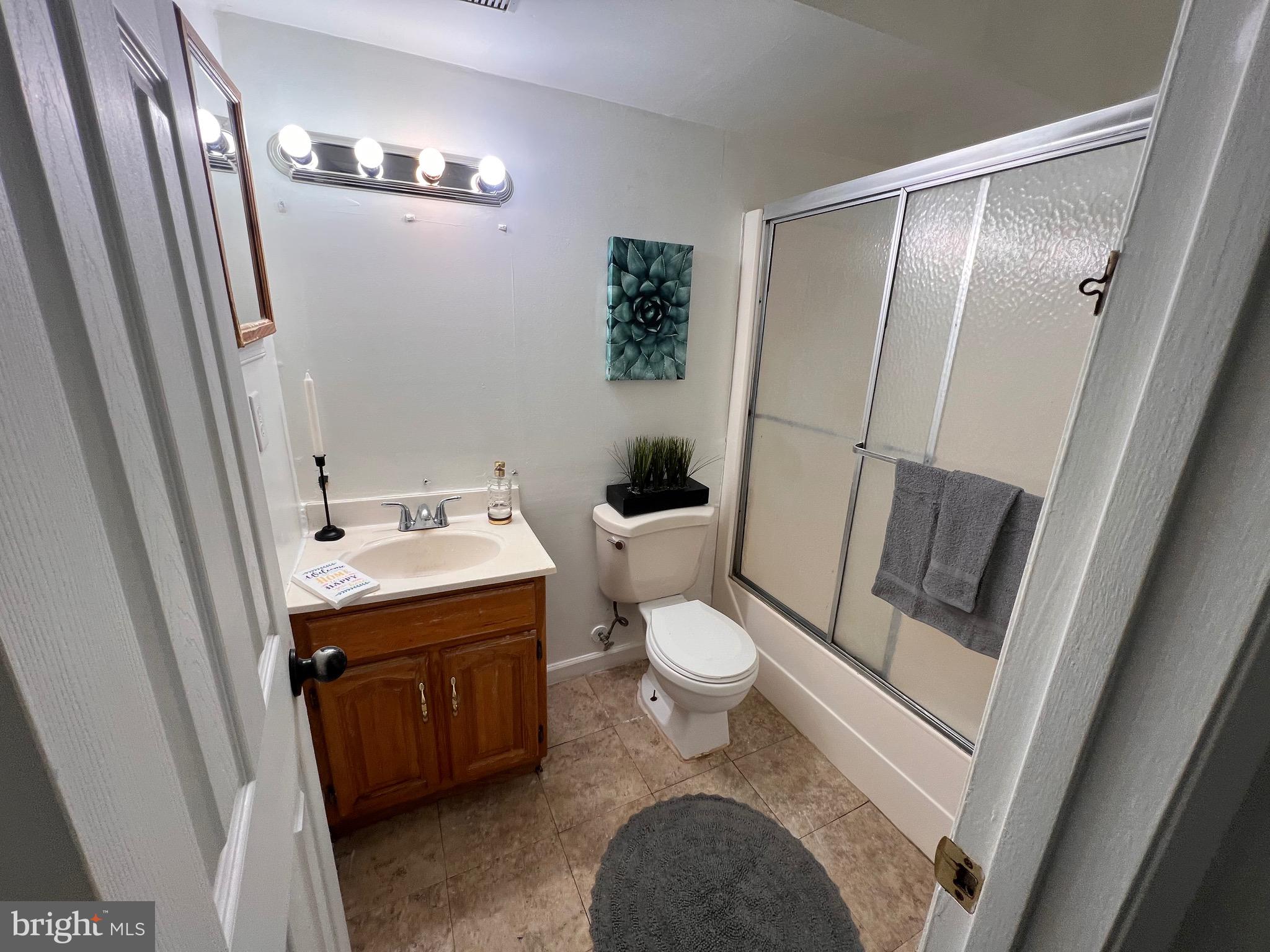 PINEWOOD MEADOWS - Residential