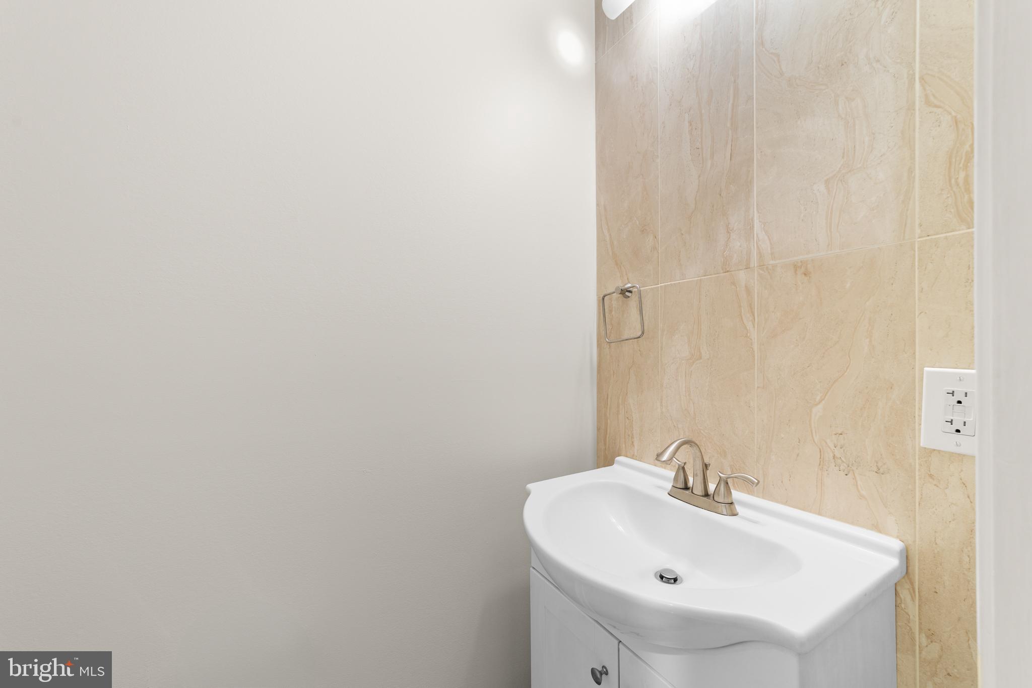 FRANCISVILLE - Residential