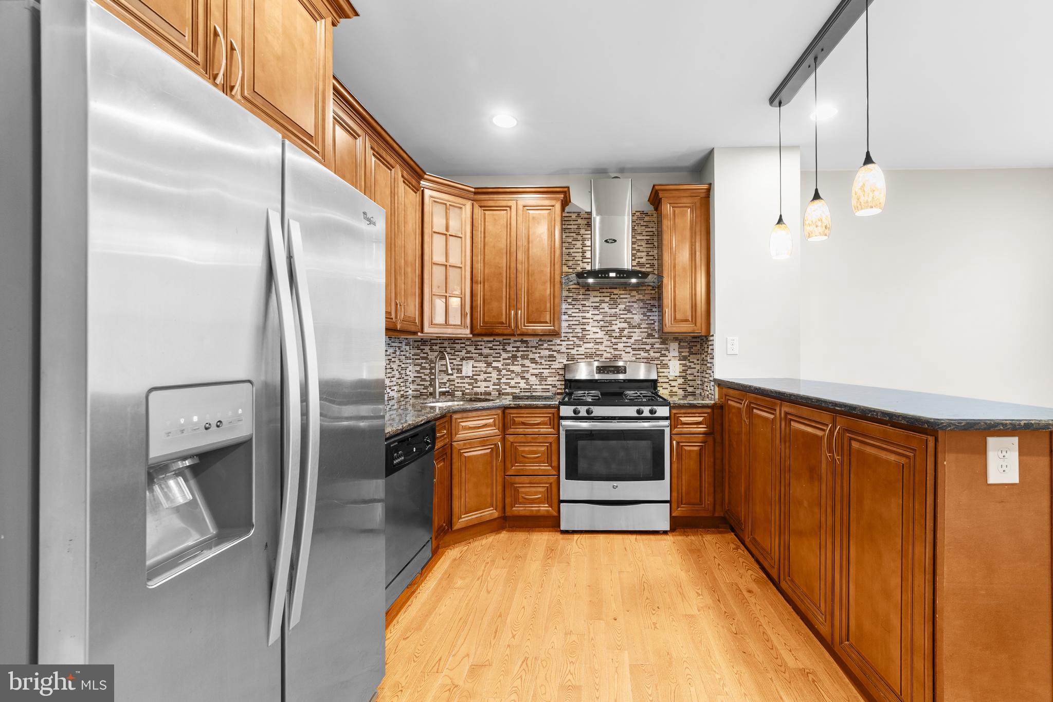 FRANCISVILLE - Residential